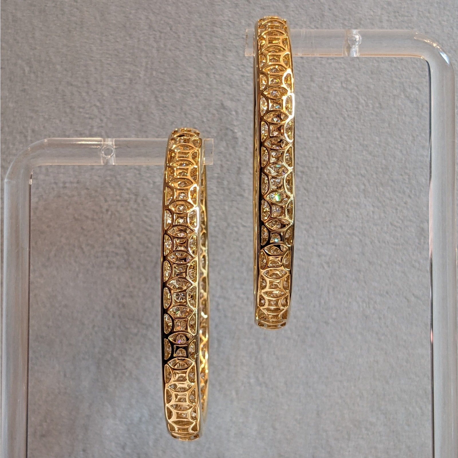 14.85cts Inside Out Oval Pave Diamond Hoop Earrings in 18k Yellow Gold