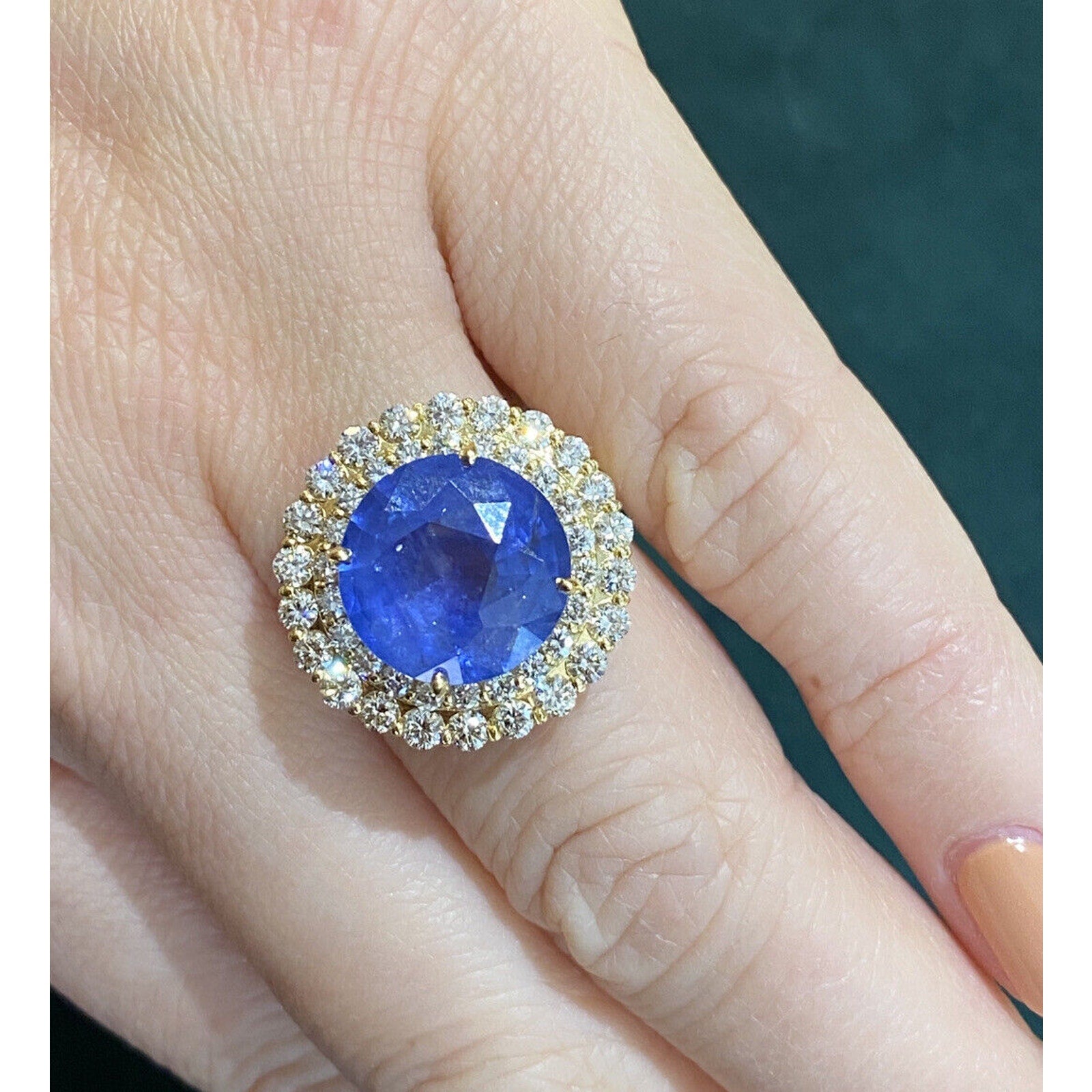 7.68 ct Round Sapphire Unheated Ceylon with Diamonds in 18k Yellow Gold-HM2427BZ