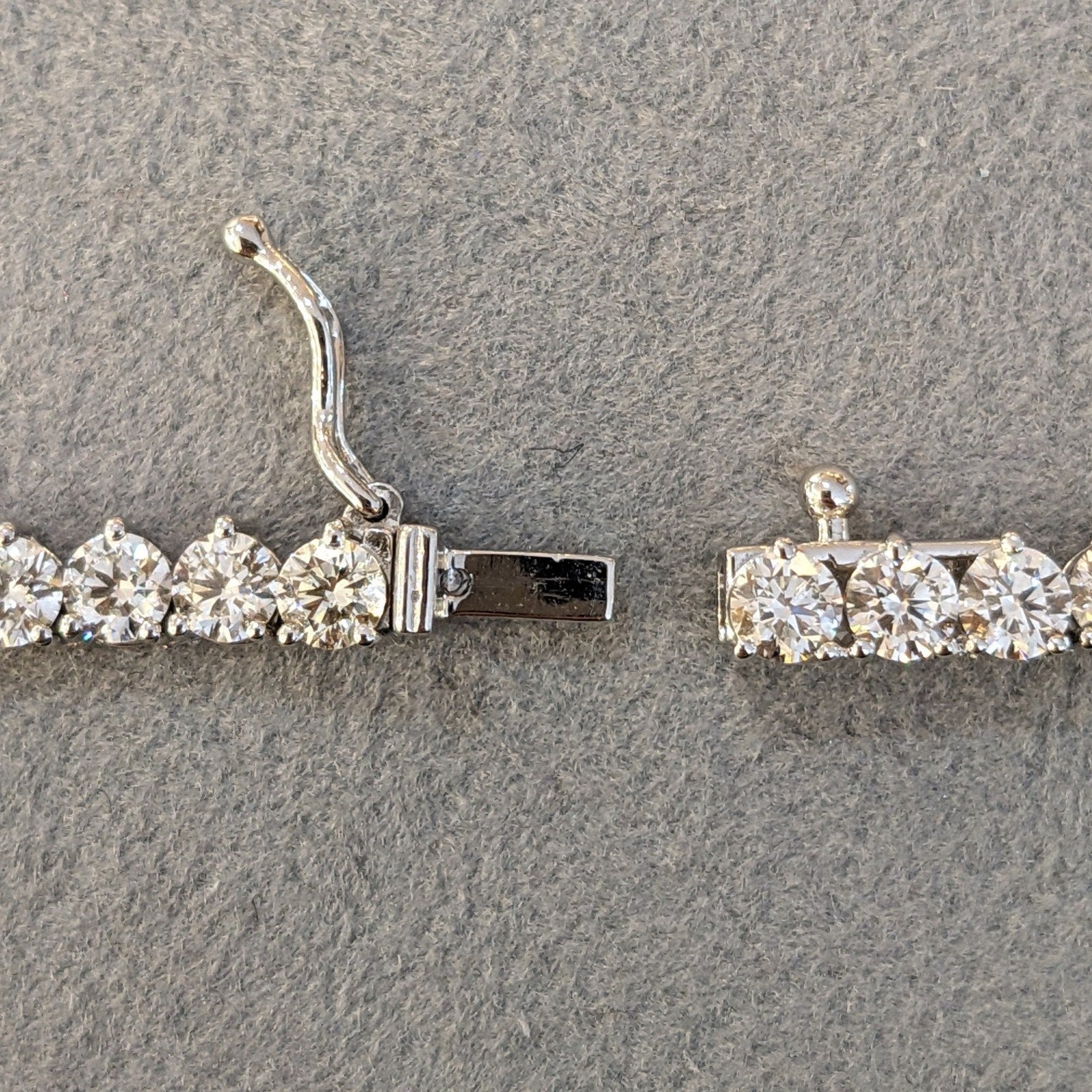 14.31 cts Diamond Tennis Necklace in 18k White Gold 16.75" long