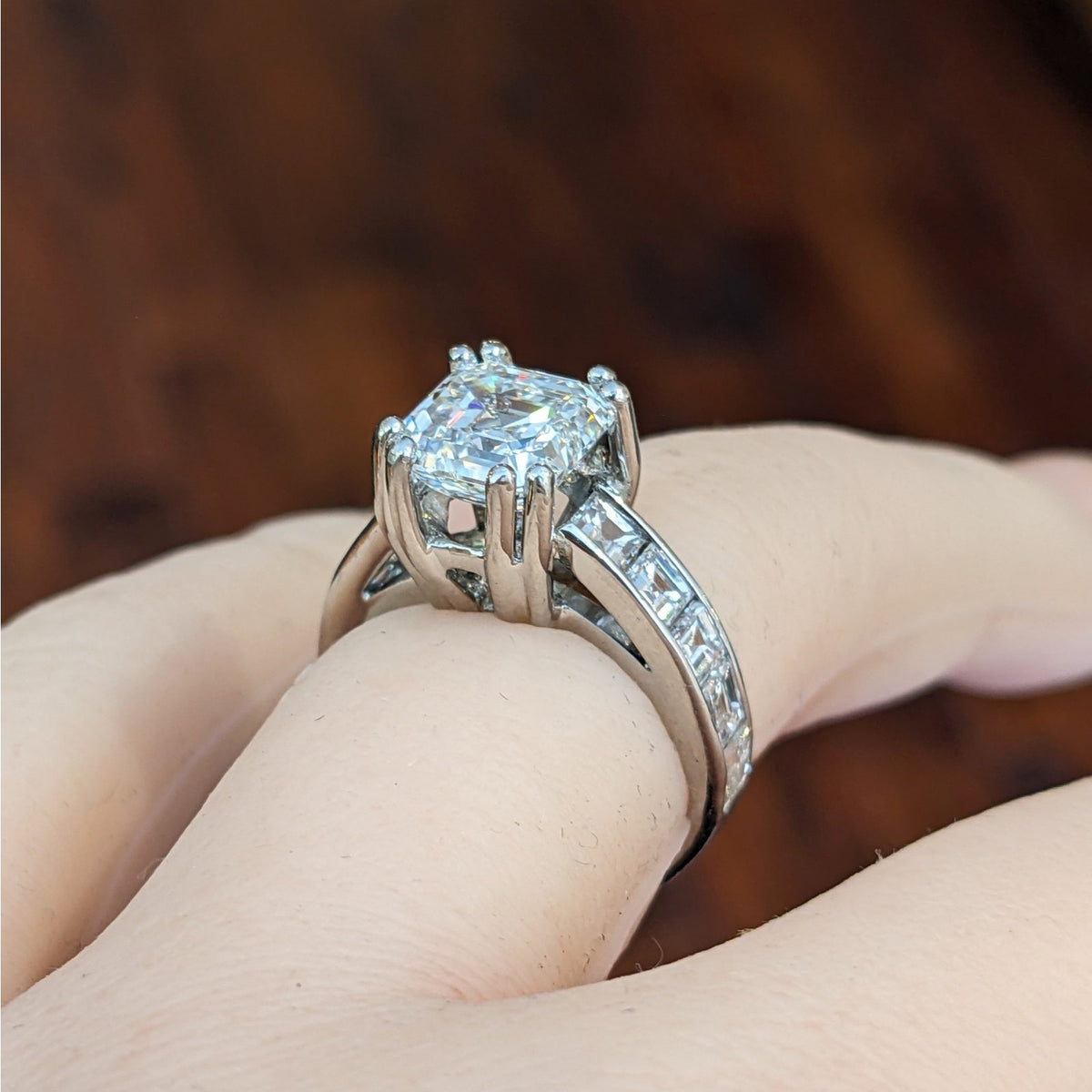 GIA 2.70 ct Asscher Cut Natural Diamond Ring in Platinum