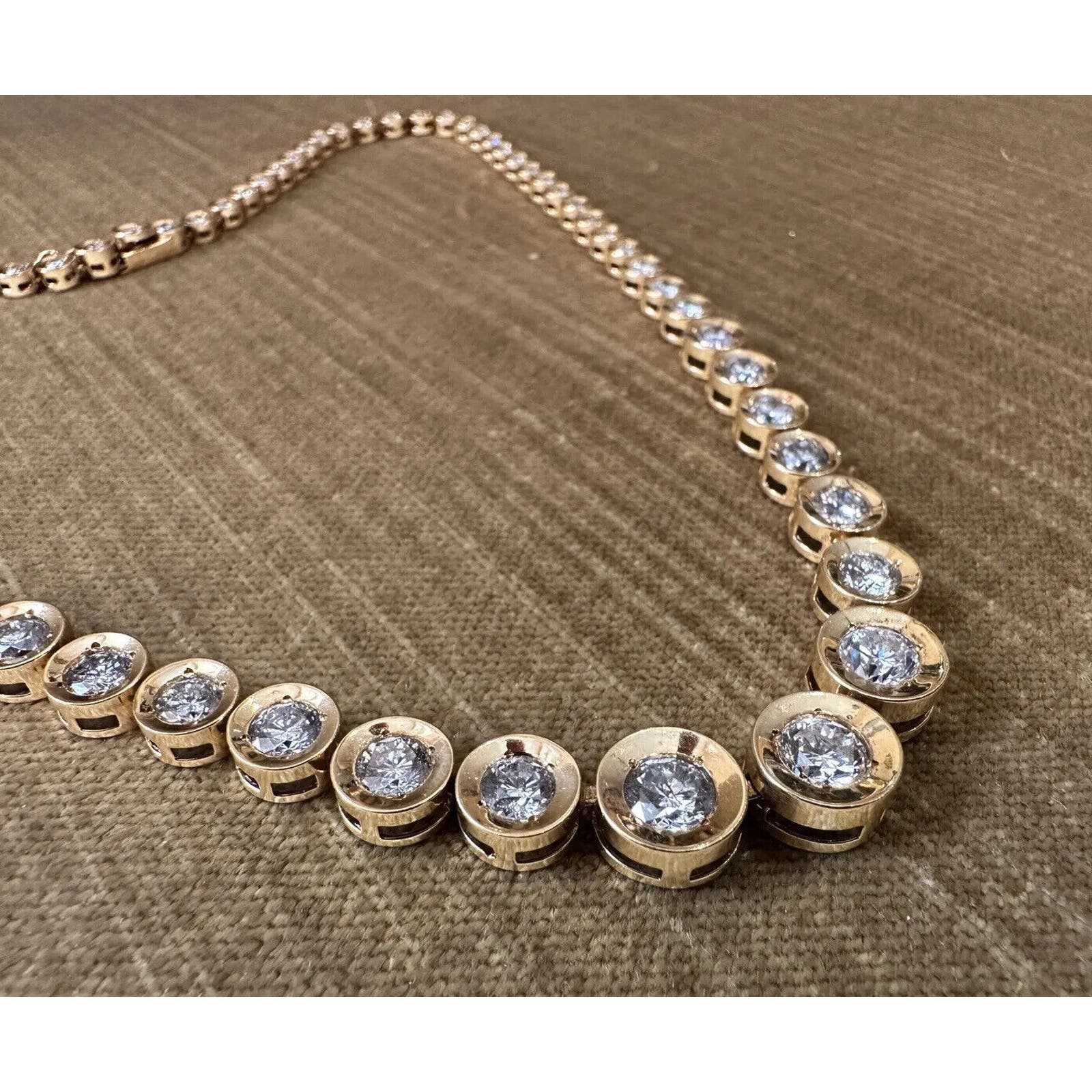 10.00 carats TW Diamond Tennis Necklace in 18k Yellow Gold 15 5/8" - HM2454ZI
