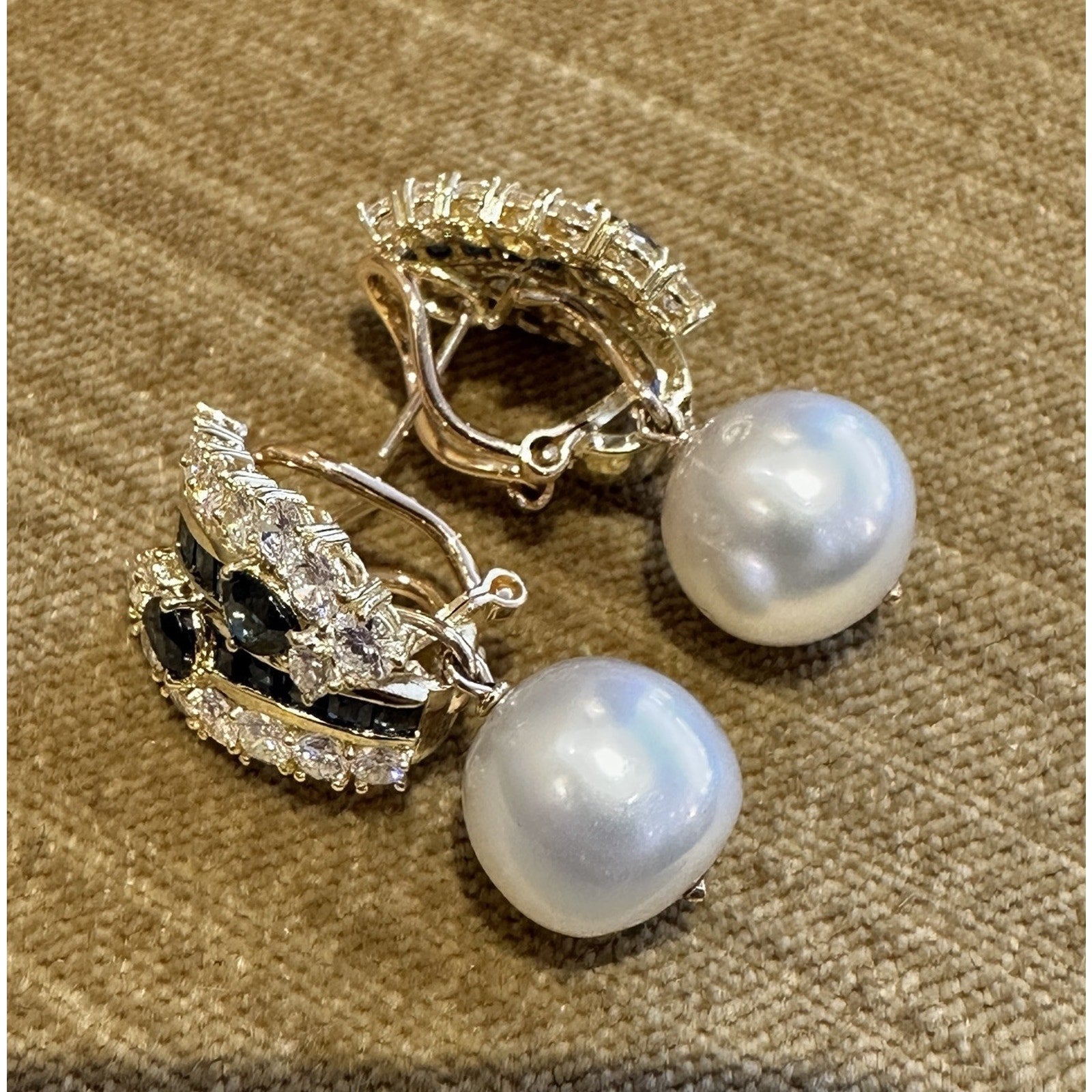 Natural Sapphire and Diamond Earring with Pearl Drop in 18k Yellow Gold