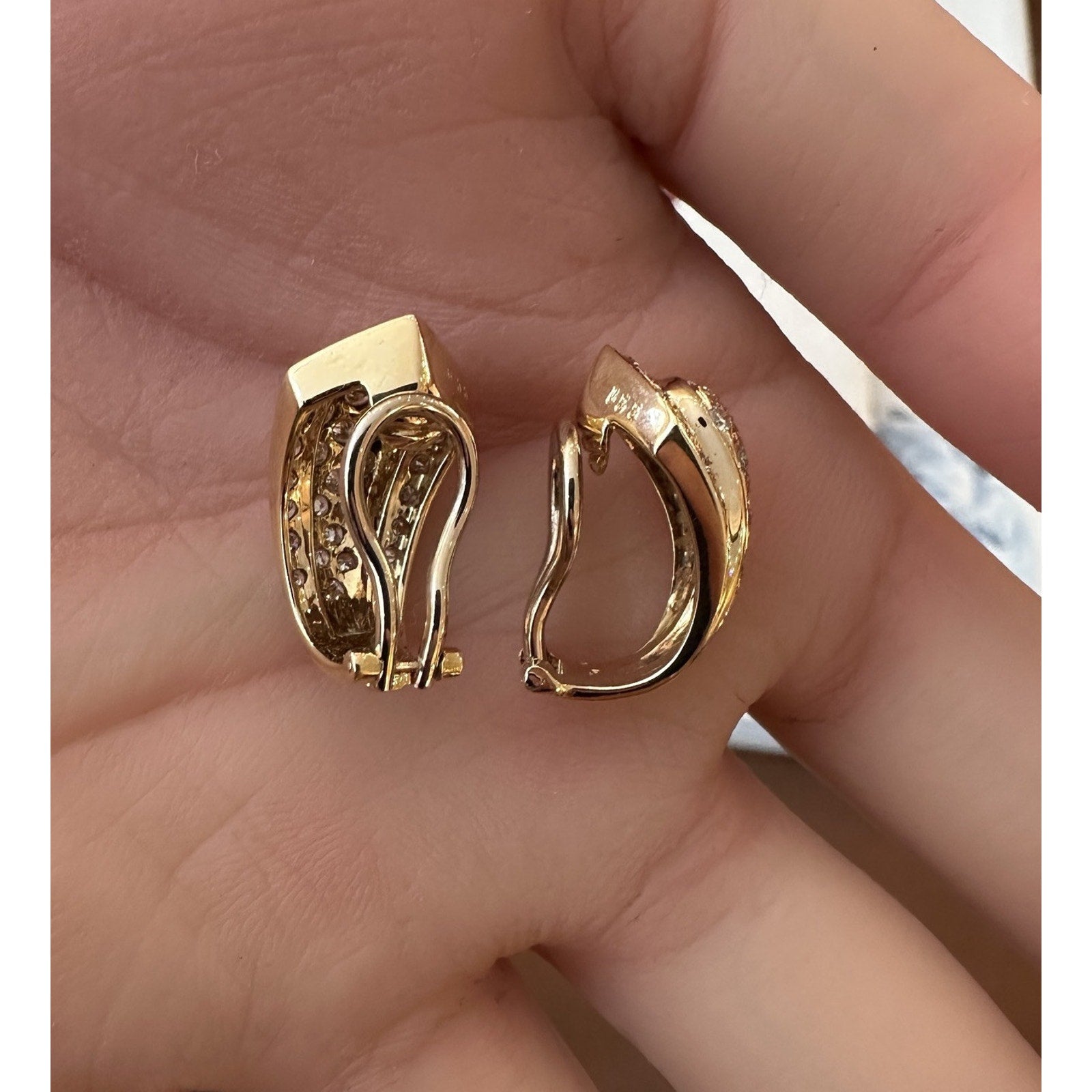 Natural Pave Diamond Half Hoop Earrings 1.10cttw in 18k Yellow Gold