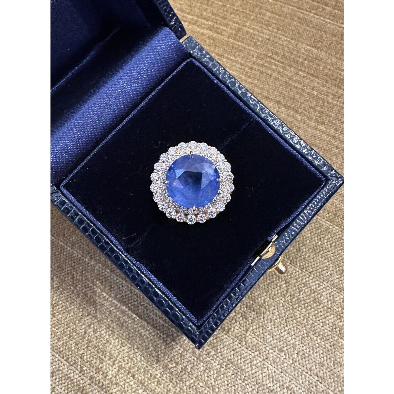 7.68 ct Round Sapphire Unheated Ceylon with Diamonds in 18k Yellow Gold-HM2427BZ