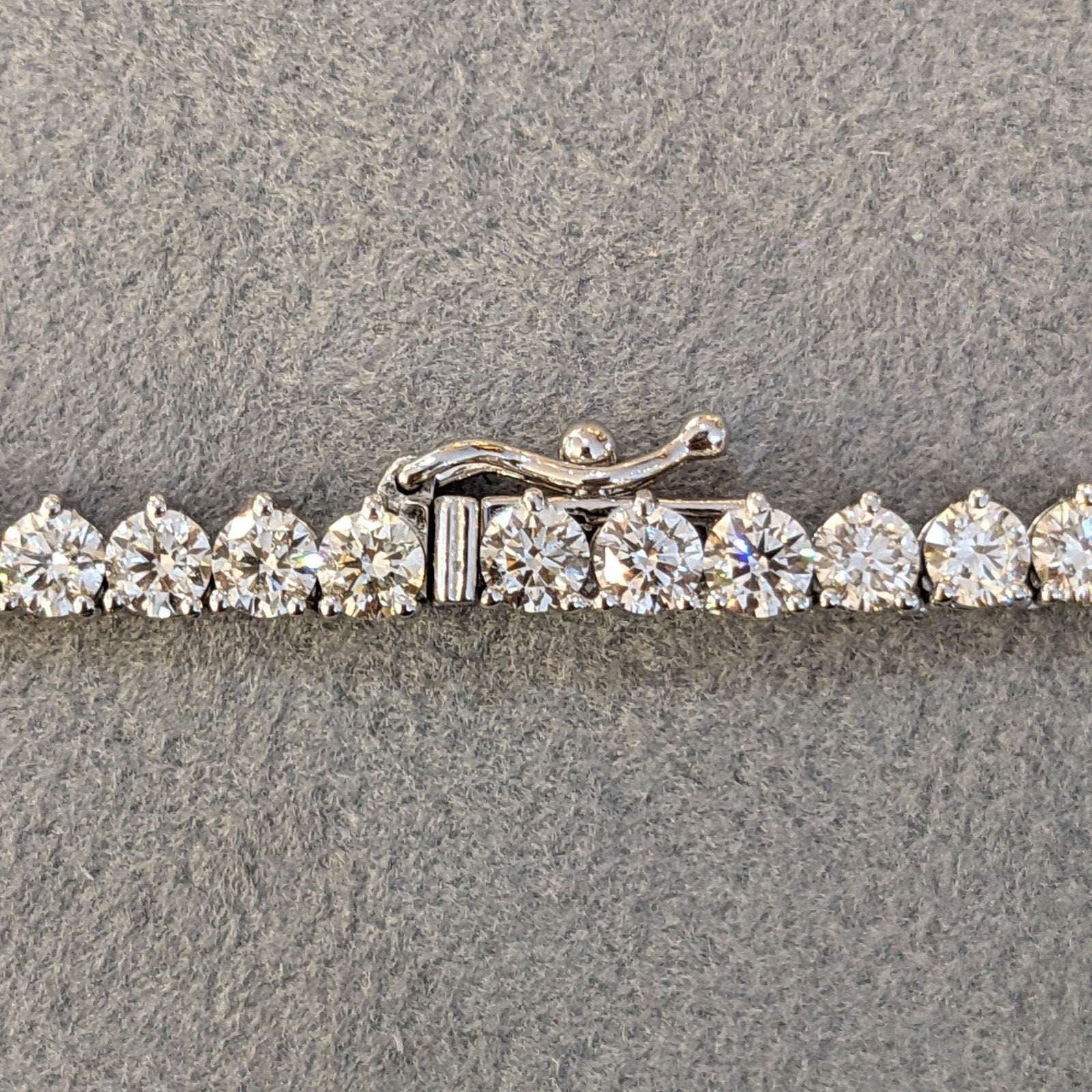 14.31 cts Diamond Tennis Necklace in 18k White Gold 16.75" long
