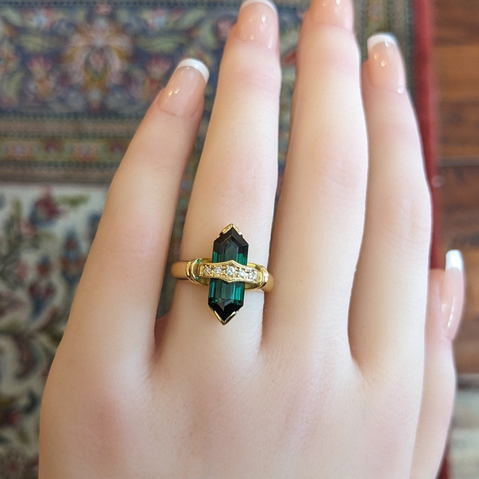 Green Tourmaline and Diamond Ring in 18k Yellow Gold