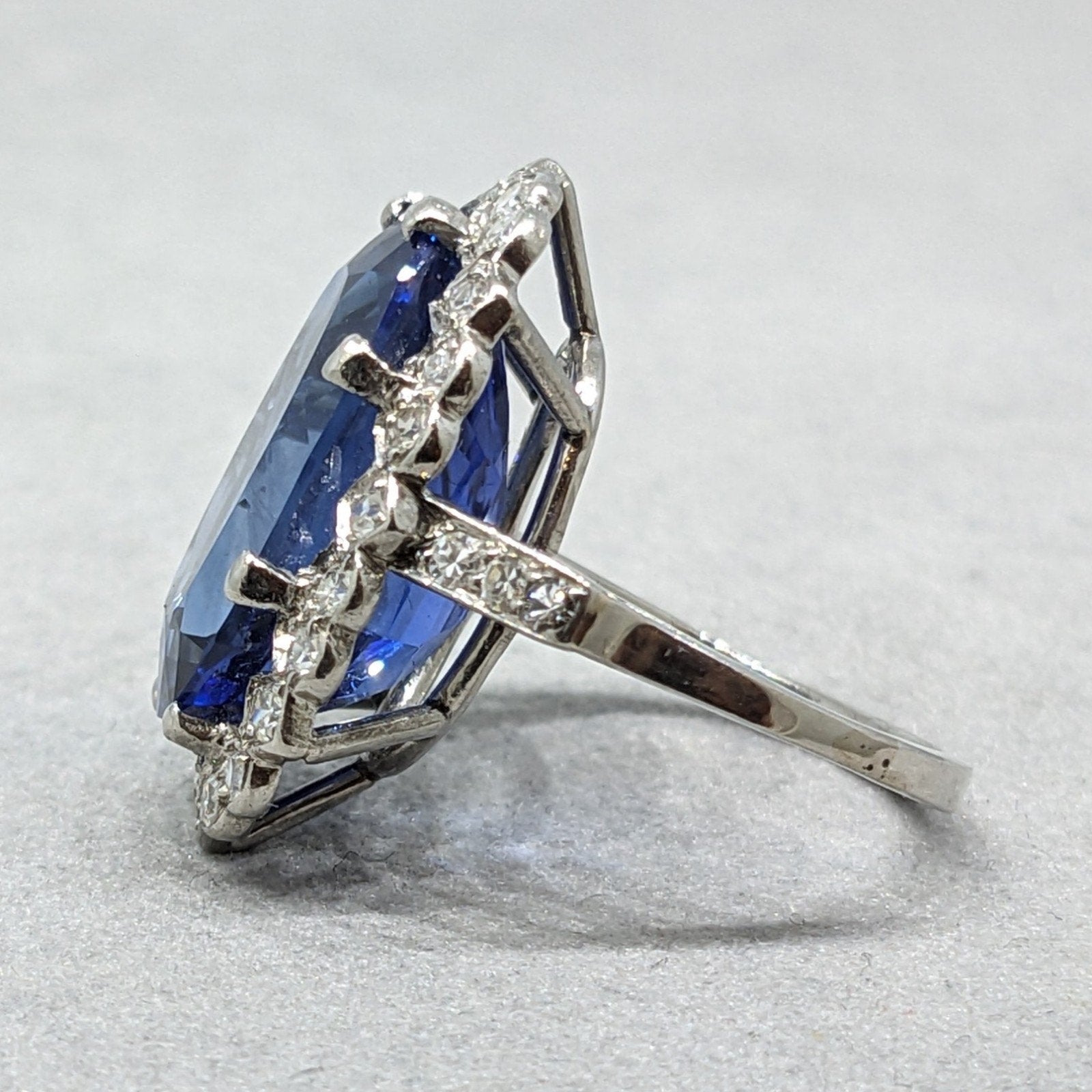 GIA 12.81 ct Unheated Burma Sapphire Vintage Diamond Ring in Platinum