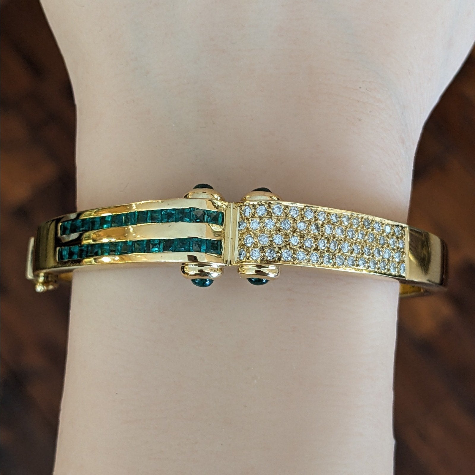 Emerald and Diamond Hinged Bangle Bracelet in 18k Yellow Gold