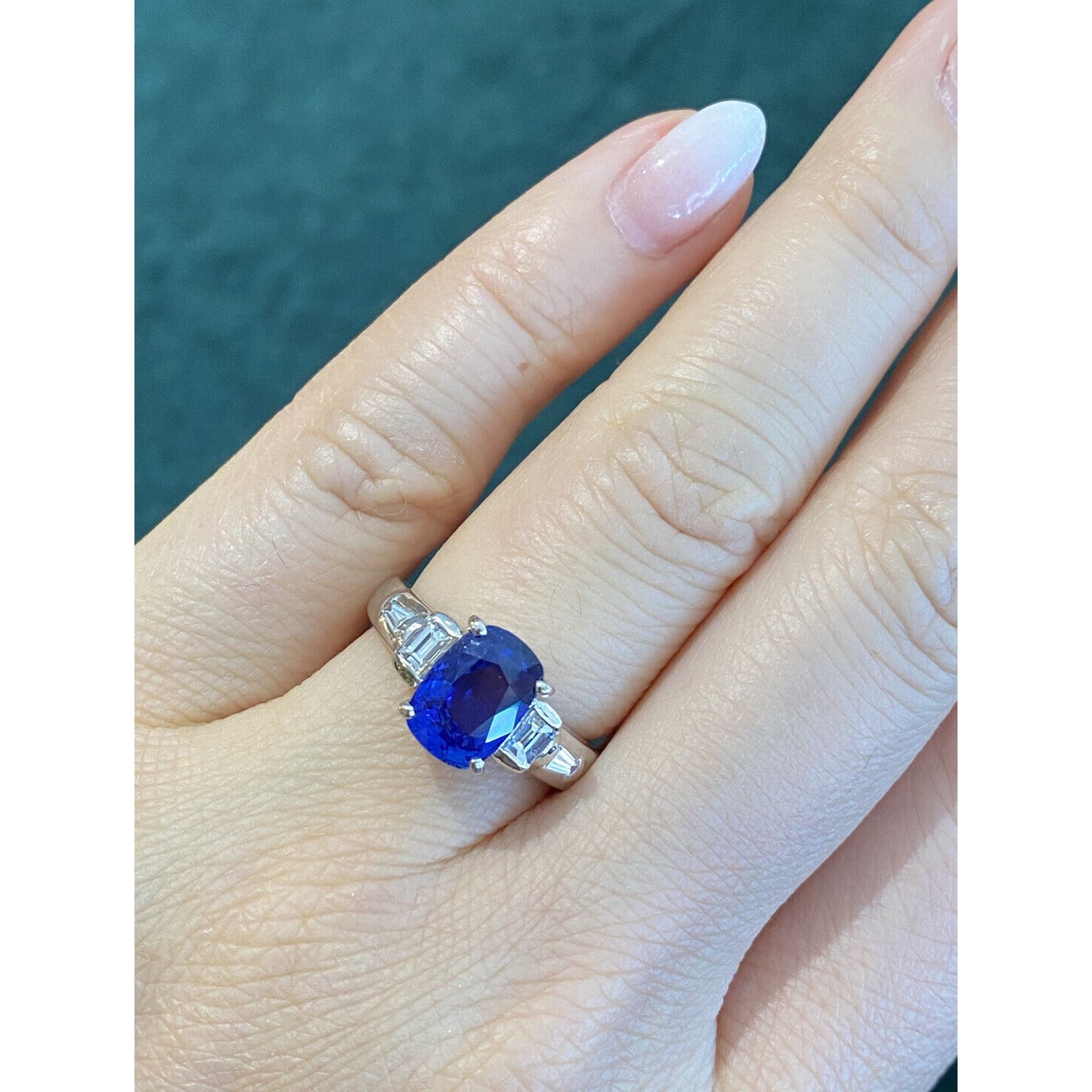 GIA Natural No Heat Oval Sapphire 3.23 ct in Platinum Diamond Ring - HM2369ZI