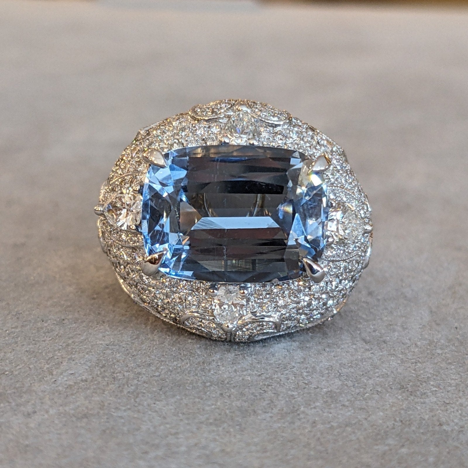 Santa Maria Aquamarine 8.91 ct and Diamond Ring in 14k White Gold