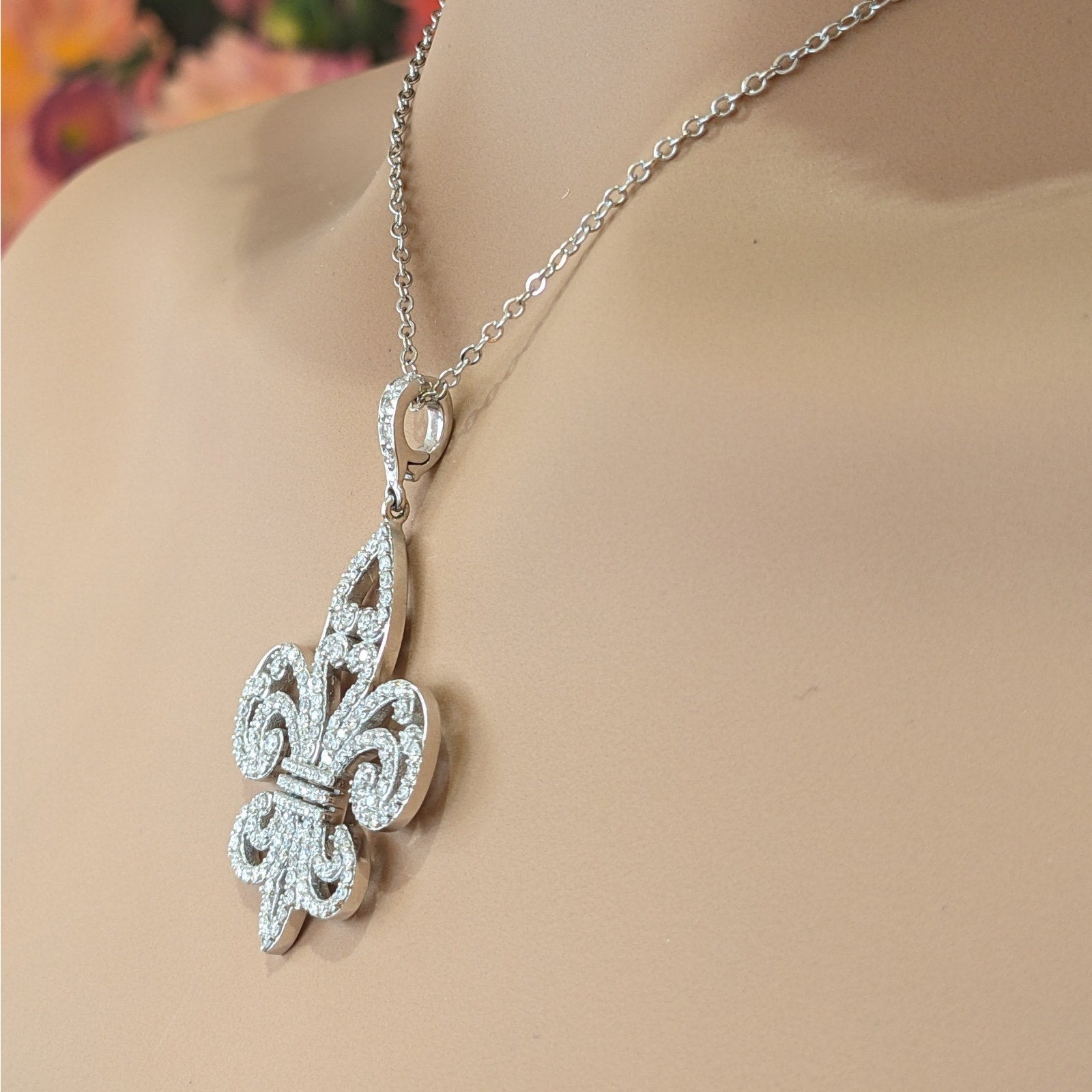 Diamond Fleur de Lis Pendant Necklace in 18k/14k White Gold