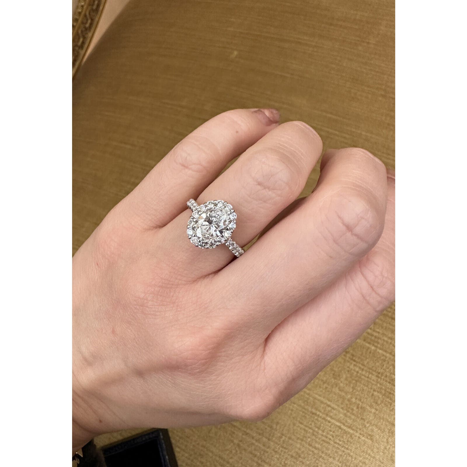 GIA 1.38 ct Oval Shape Diamond in JB Star Diamond Halo Platinum Setting- HM2435N