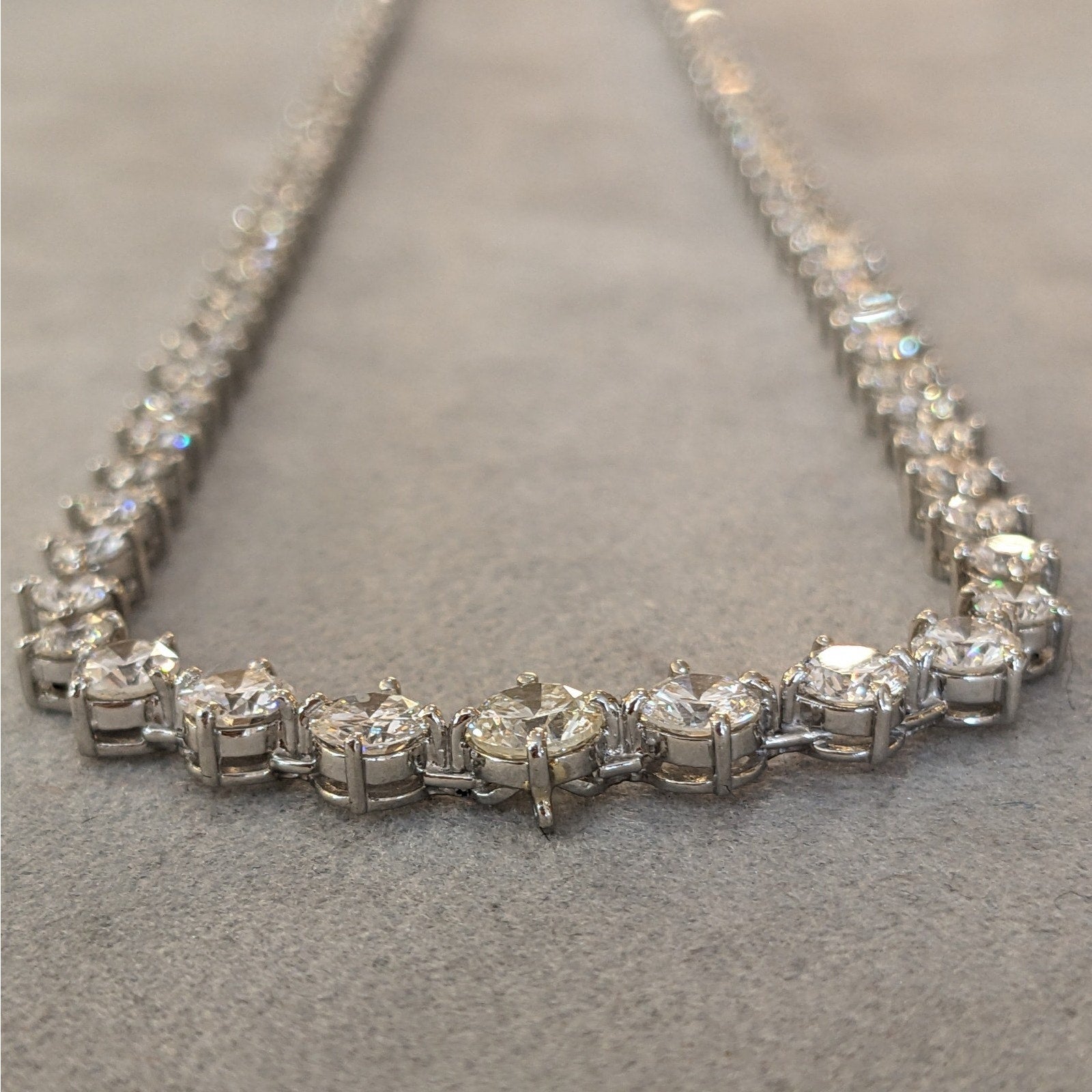 10.00 cttw Round Diamond Tennis Necklace 16.75 inches in Platinum
