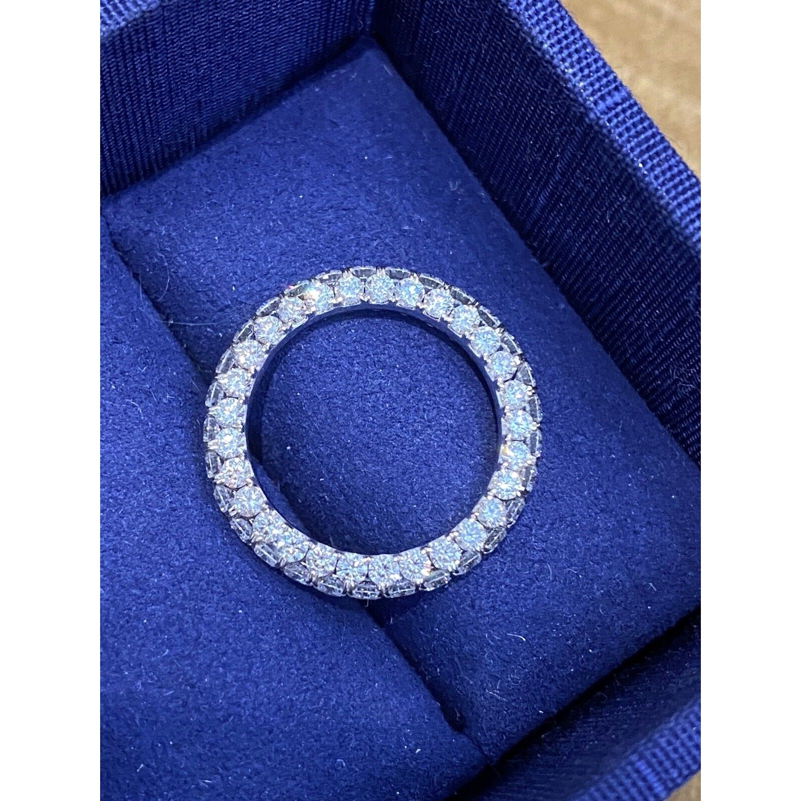 2.94 cts Diamond Eternity Band in 18k White Gold size 5.75 2.9mm