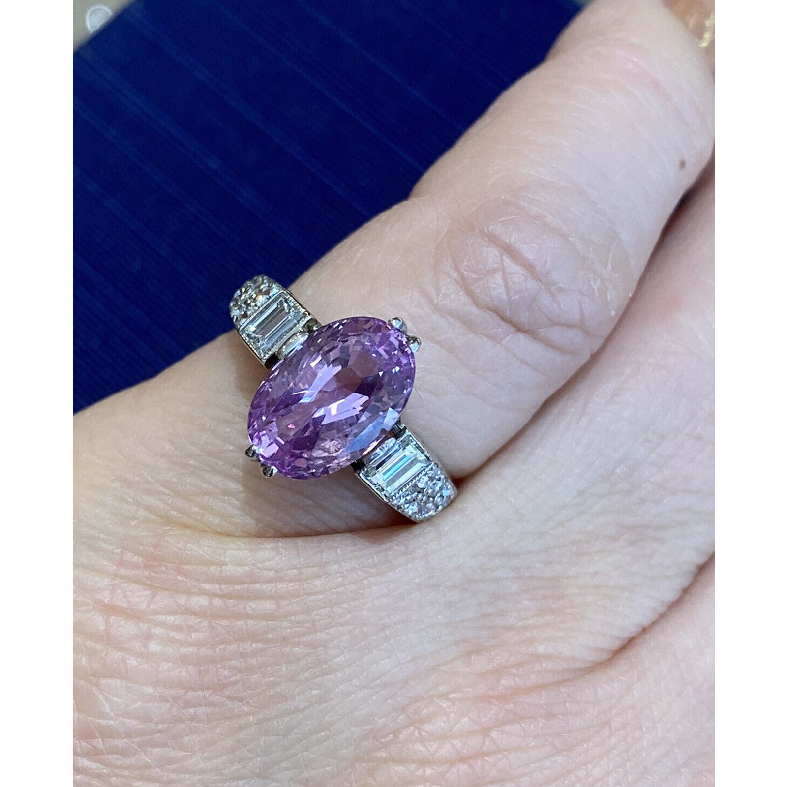 Certified Padparadscha Sapphire 4.03 carat & Diamond Ring in Platinum