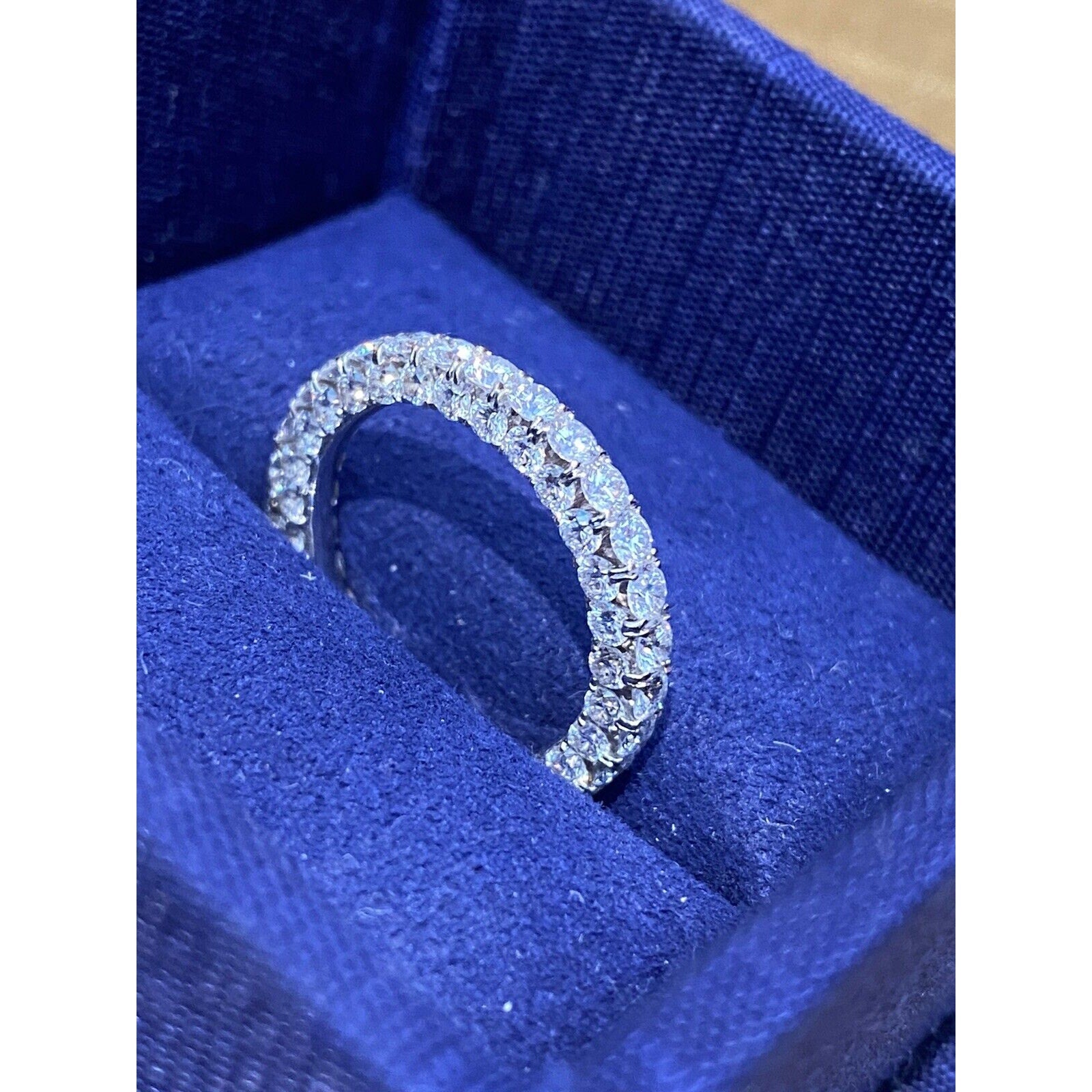 2.94 cts Diamond Eternity Band in 18k White Gold size 5.75 2.9mm