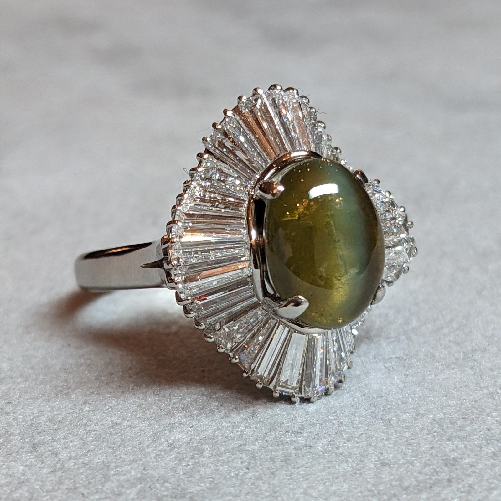 3.92 ct Cats Eye Chrysoberyl and Diamond Ring in Platinum