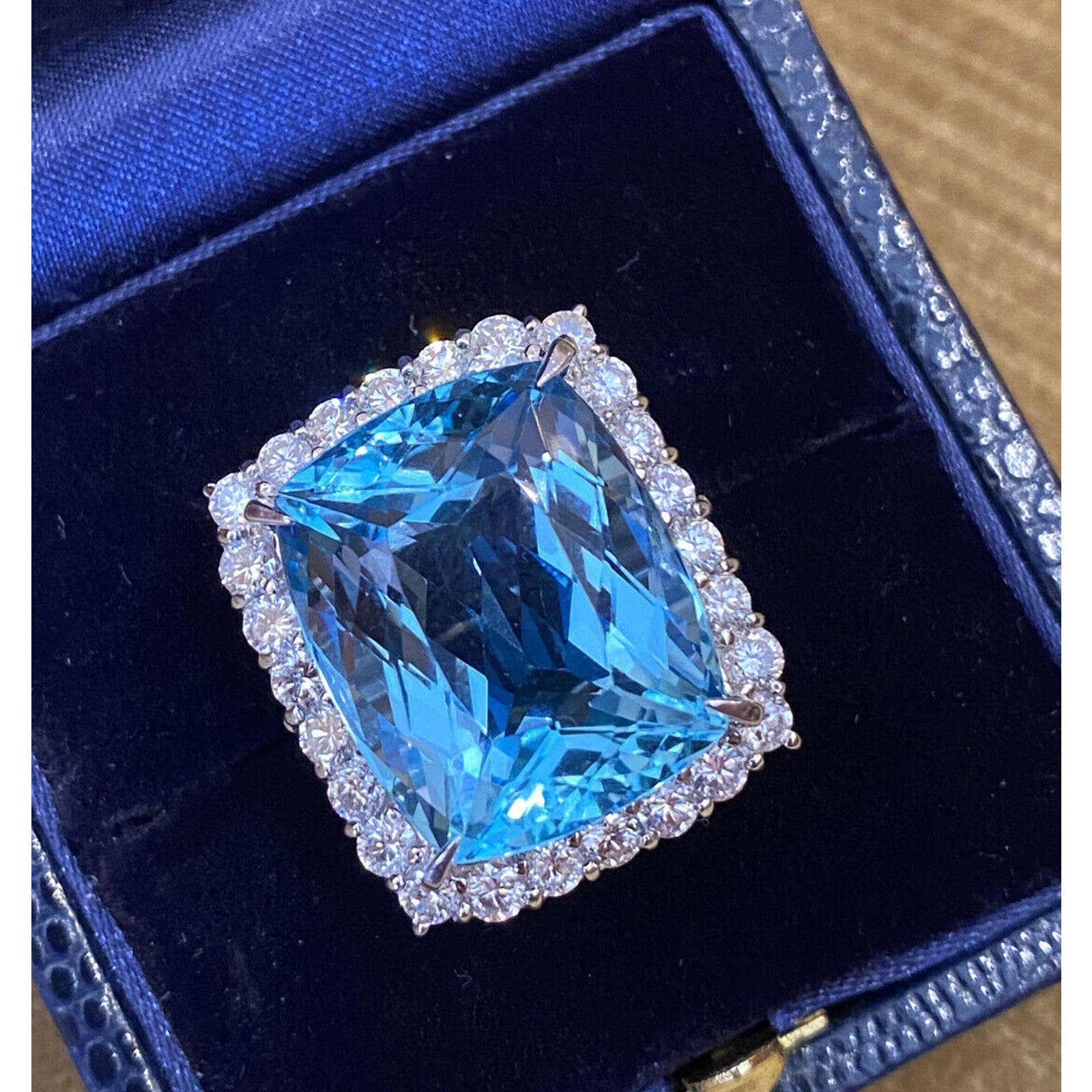 GIA 25.47 ct Aquamarine and Diamond Ring in Platinum - HM2371RN