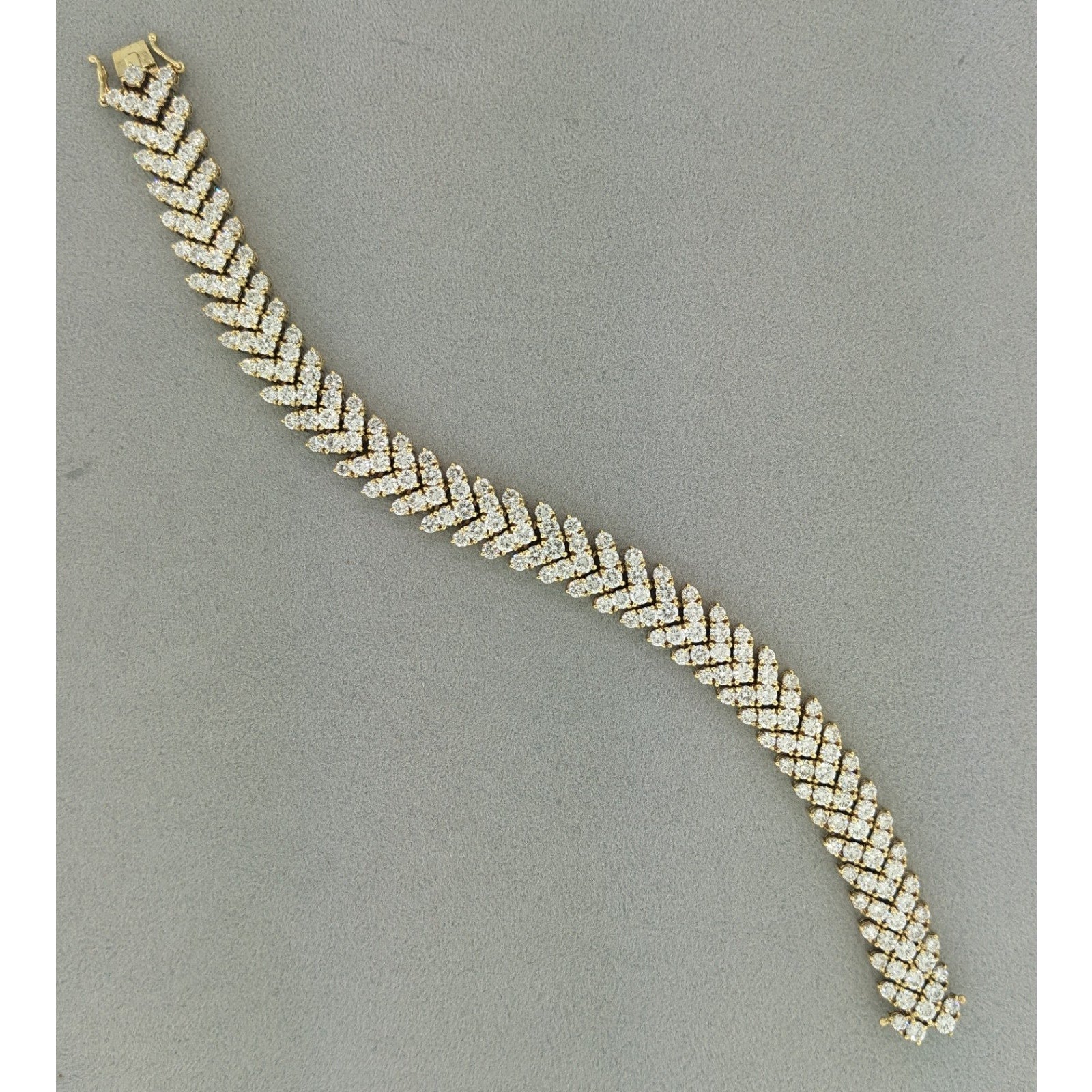 Round Diamond Wide Chevron Bracelet 11.5 ctw in 18k Yellow Gold