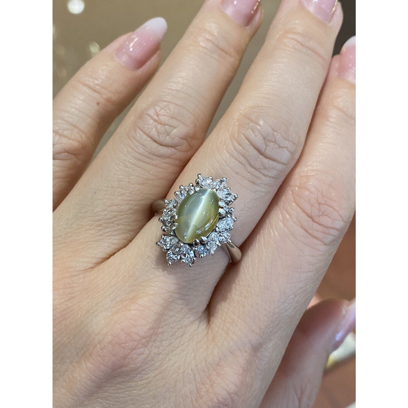 Cat's Eye Chrysoberyl and Diamond Ring in Platinum