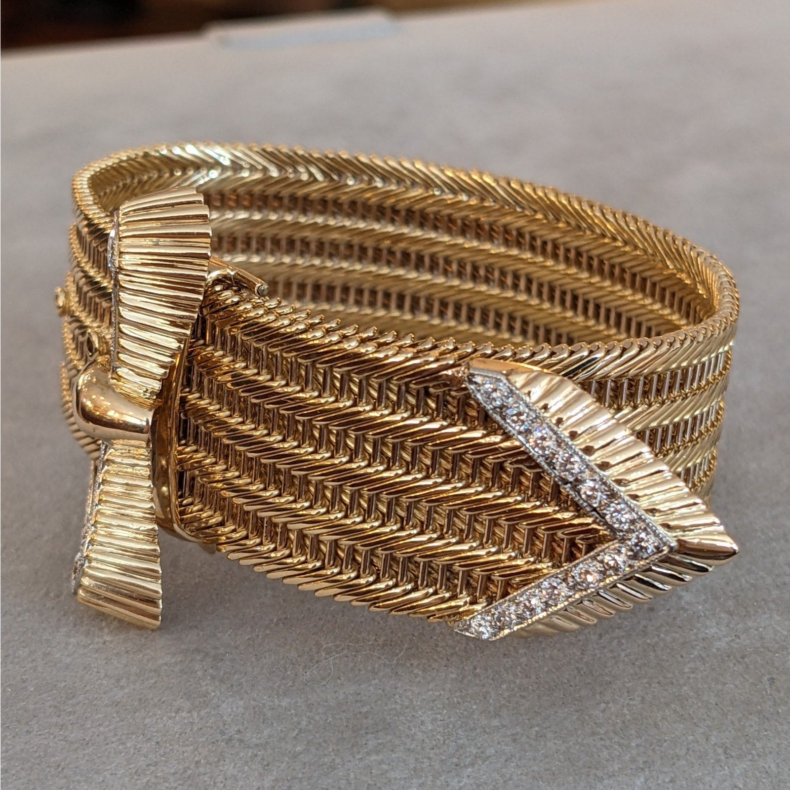 Vintage Kutchinsky Diamond Belt Bracelet in 18k Yellow Gold