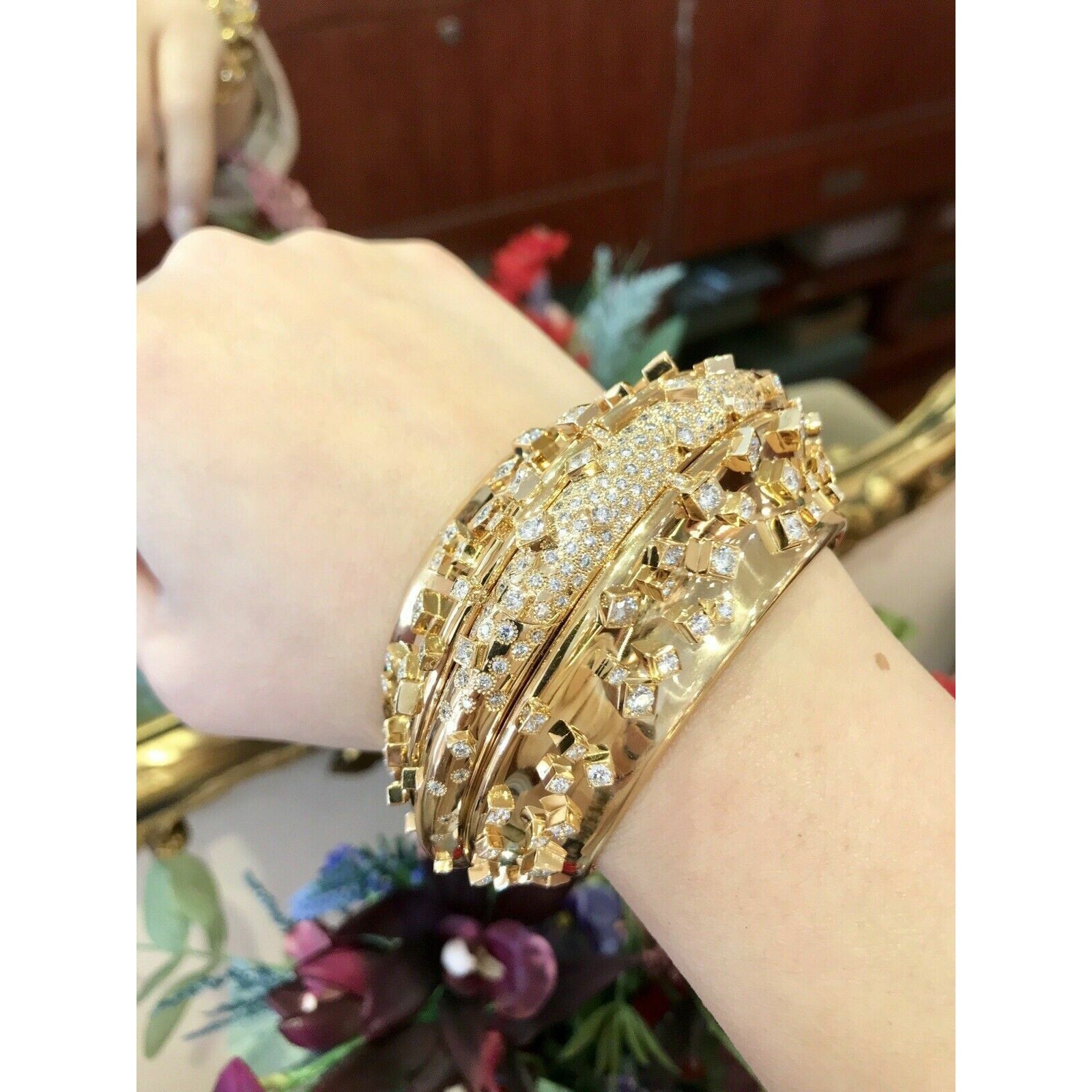 Wilfredo Rosado Diamond Cuff Bracelet in18k Yellow Gold