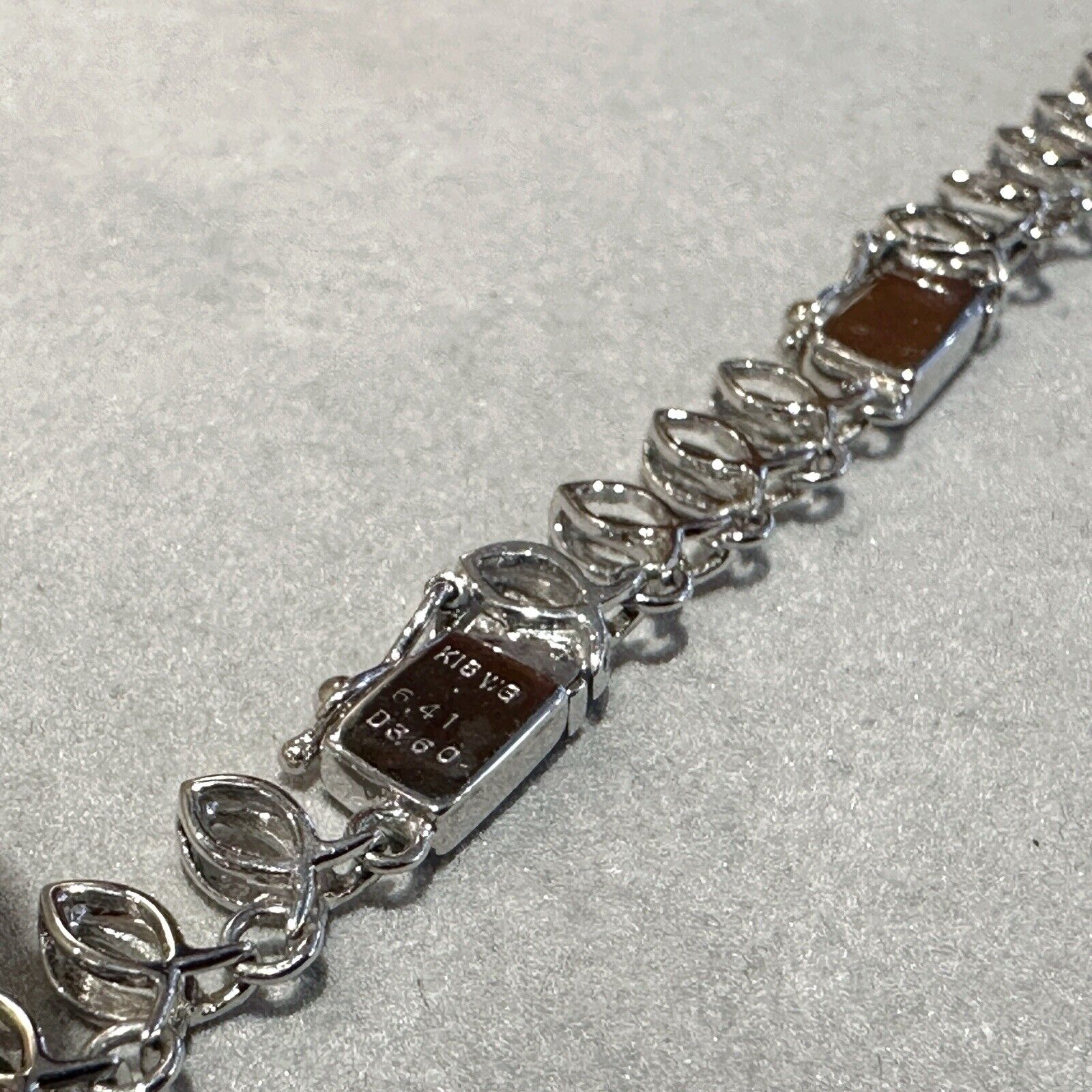 Natural Tanzanite and Diamond Choker Necklace in 18k White Gold
