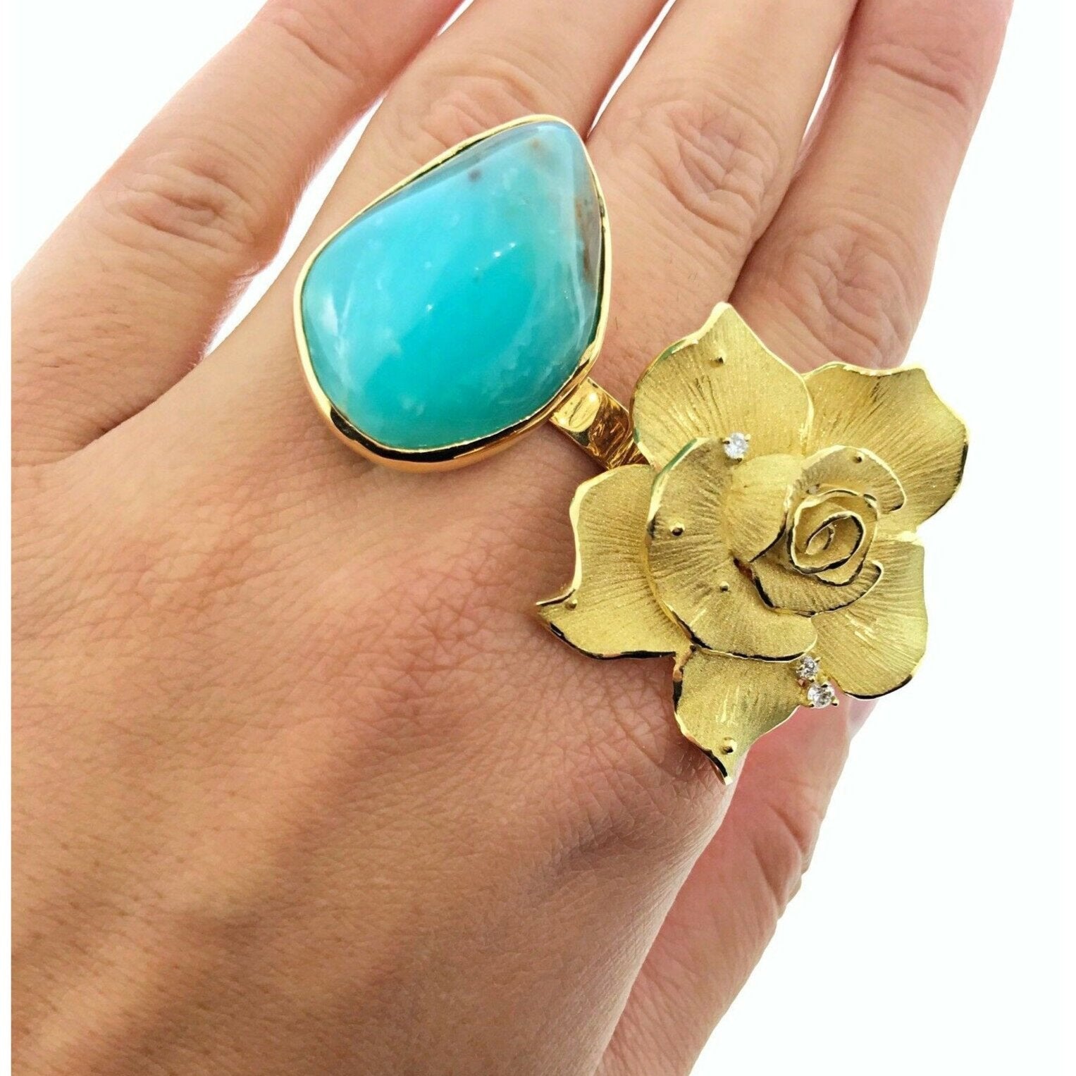 Double Ring with Diamonds, Chrysoprase and Flower in 18k Yellow Gold