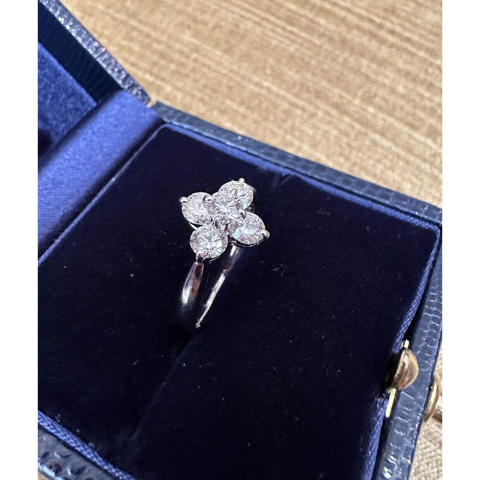1.00 cttw Round Diamond Flower Floret Ring in Platinum