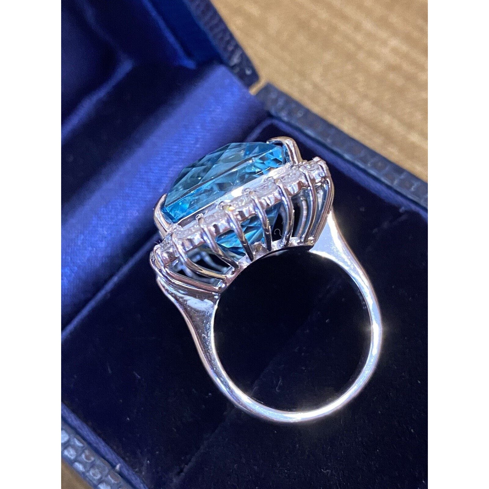 GIA 25.47 ct Aquamarine and Diamond Ring in Platinum - HM2371RN