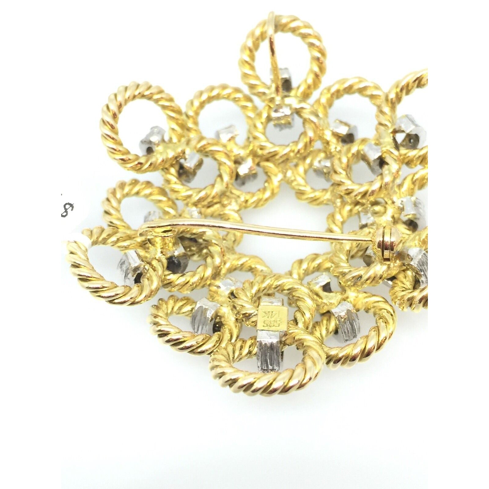 Diamond and Twisted Rope Circular Pin/Pendant in 14K Gold