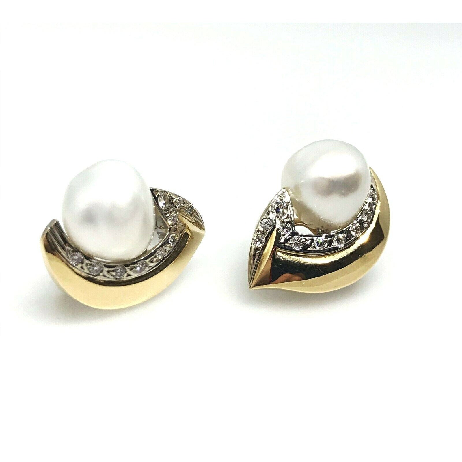 Baroque Pearls and Diamond Earrings in 18k Yellow Gold