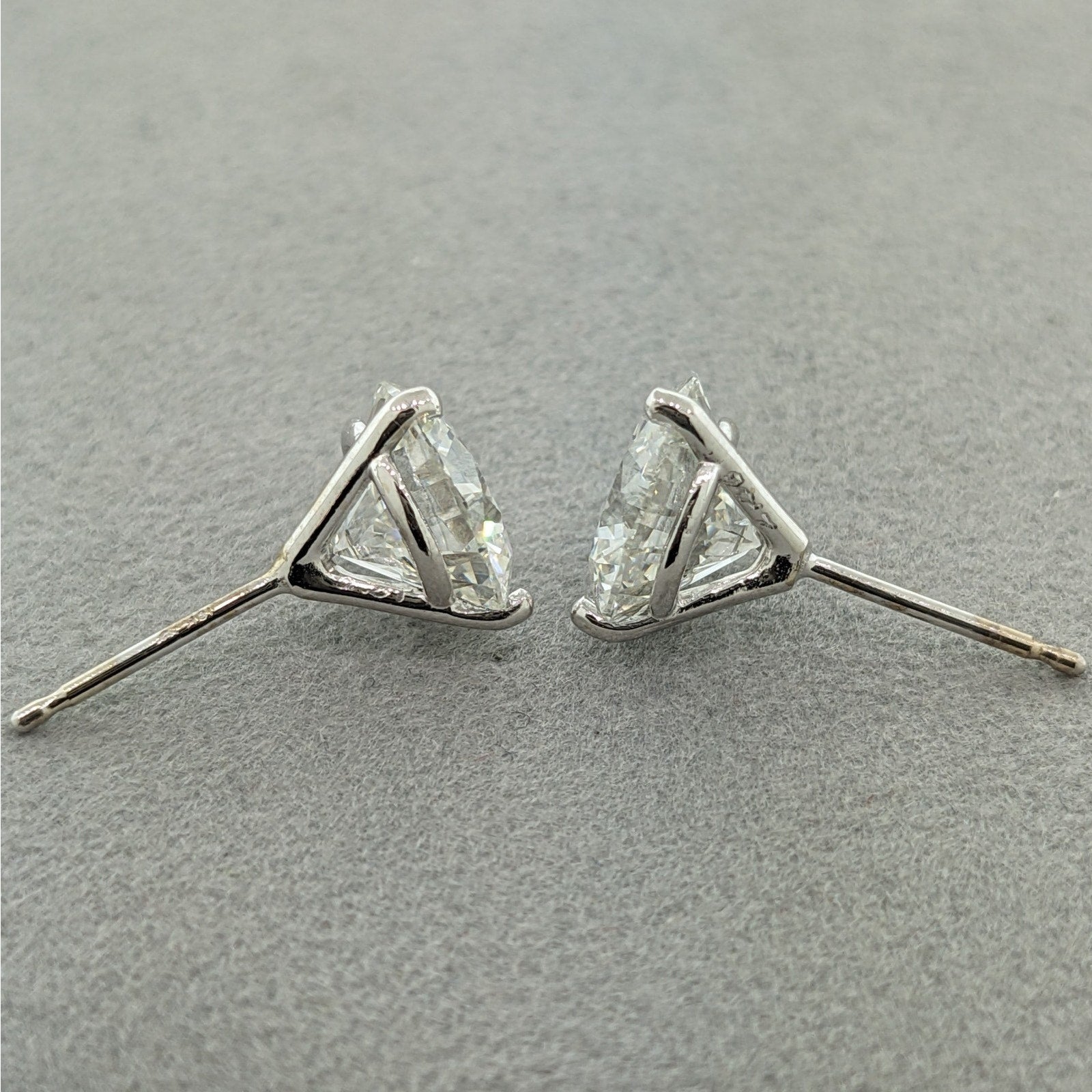 Natural Round Diamond Stud Earrings 4.07 cttw in 18k/14k White Gold