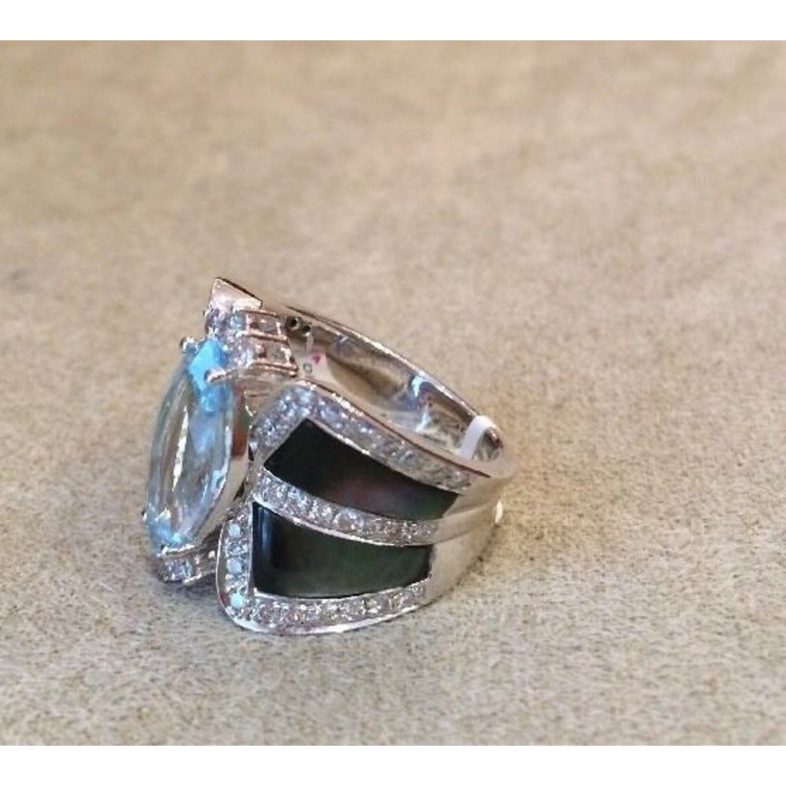 Marquise cut Aquamarine & Diamond Ring in 18K White Gold