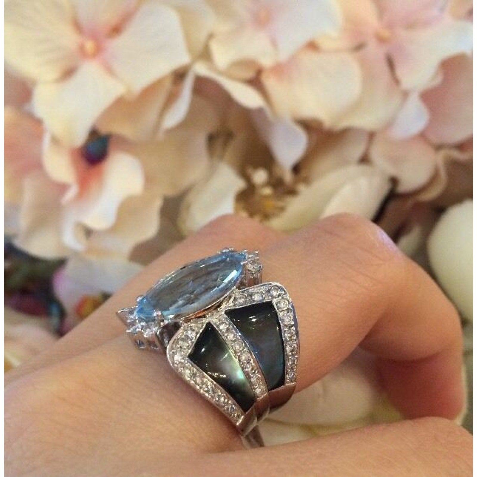 Marquise cut Aquamarine & Diamond Ring in 18K White Gold
