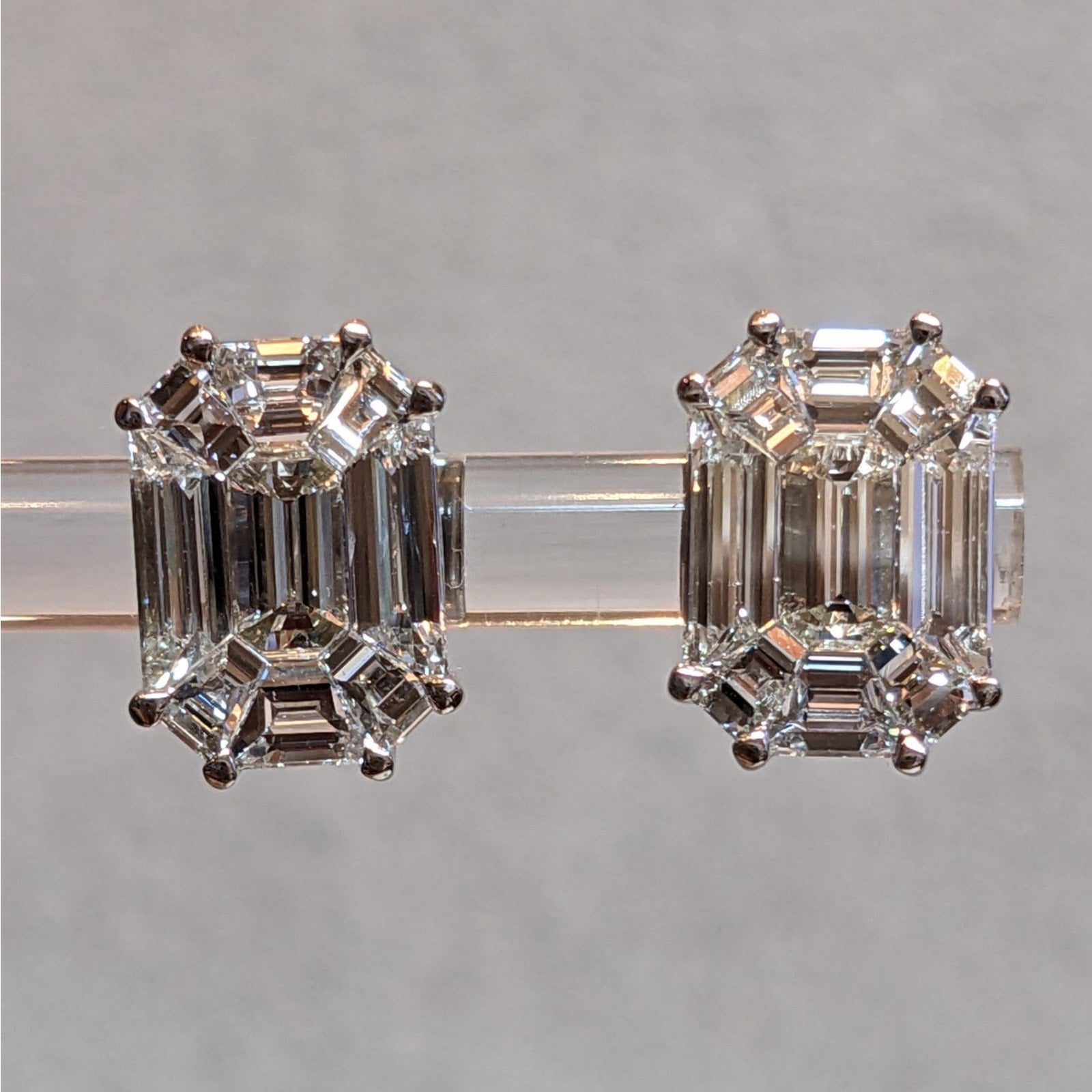 Large Illusion set Natural Diamond Stud Earrings in 18k White Gold