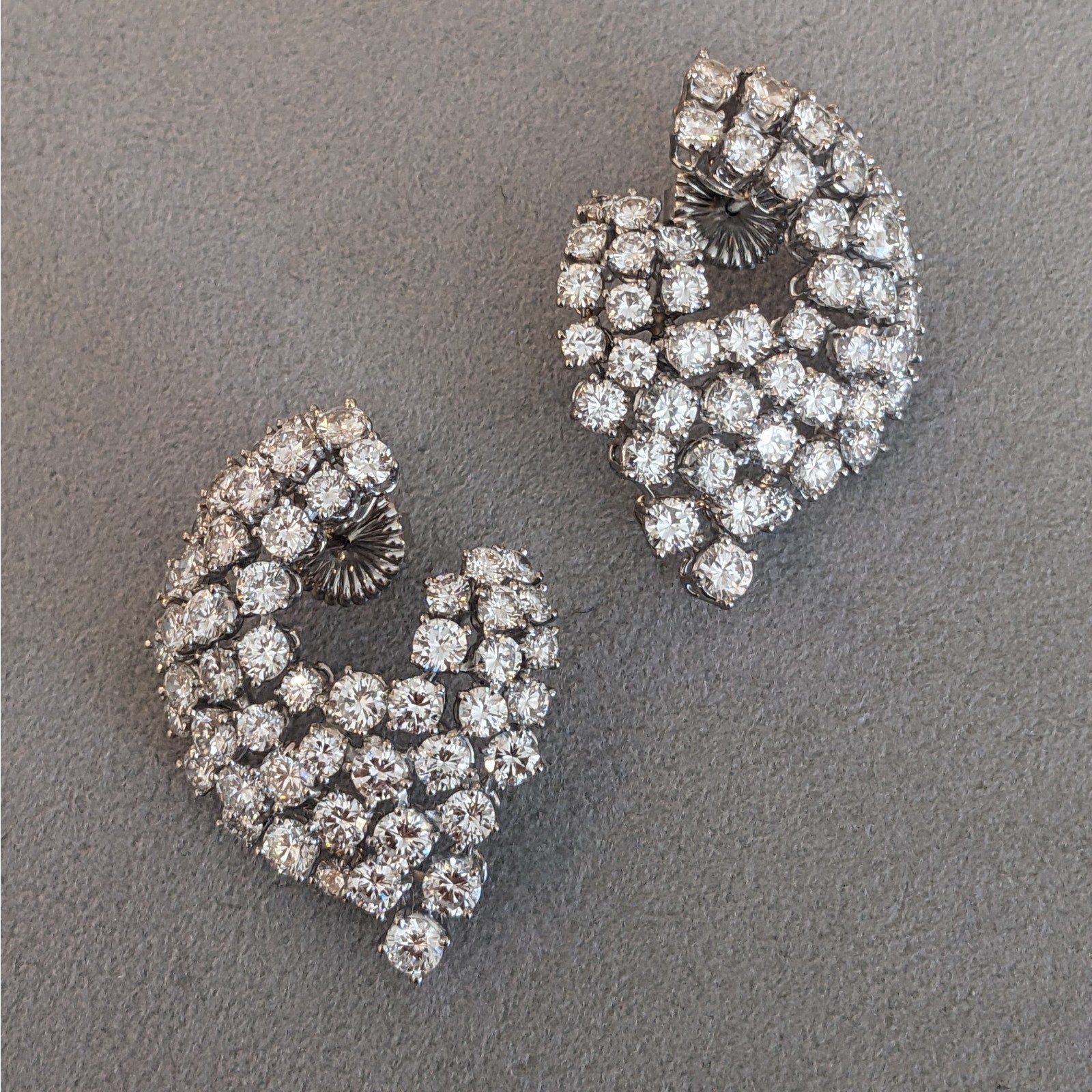 Vintage French Round Diamond Swirl Earrings 15.00 cttw in Platinum