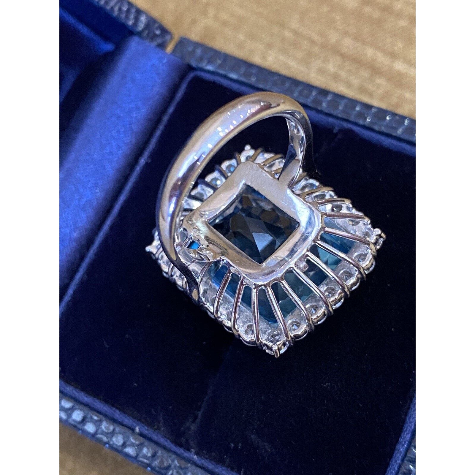 GIA 25.47 ct Aquamarine and Diamond Ring in Platinum - HM2371RN