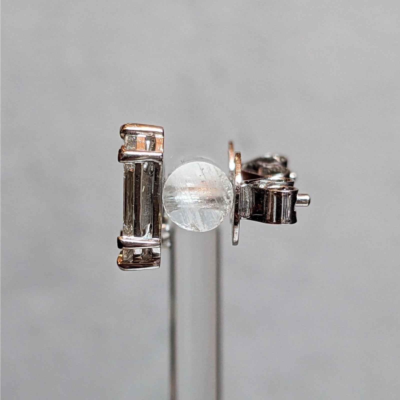 Illusion set Natural Diamond Stud Earrings 1.61cttw in 18k White Gold