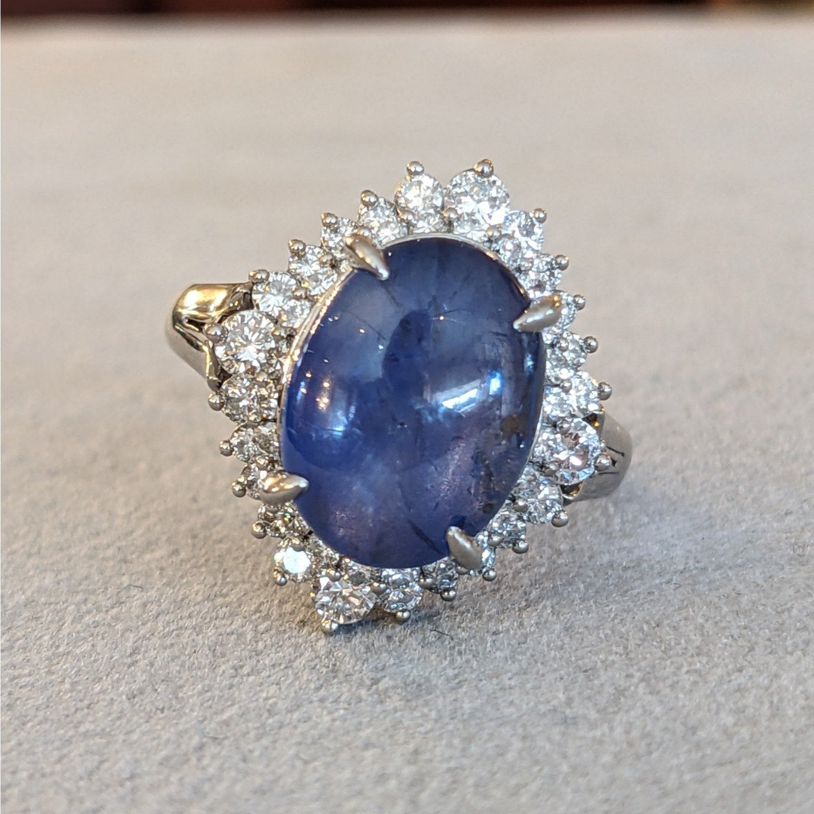 8.00 ct Oval Blue Star Sapphire & Diamond Ring in Platinum