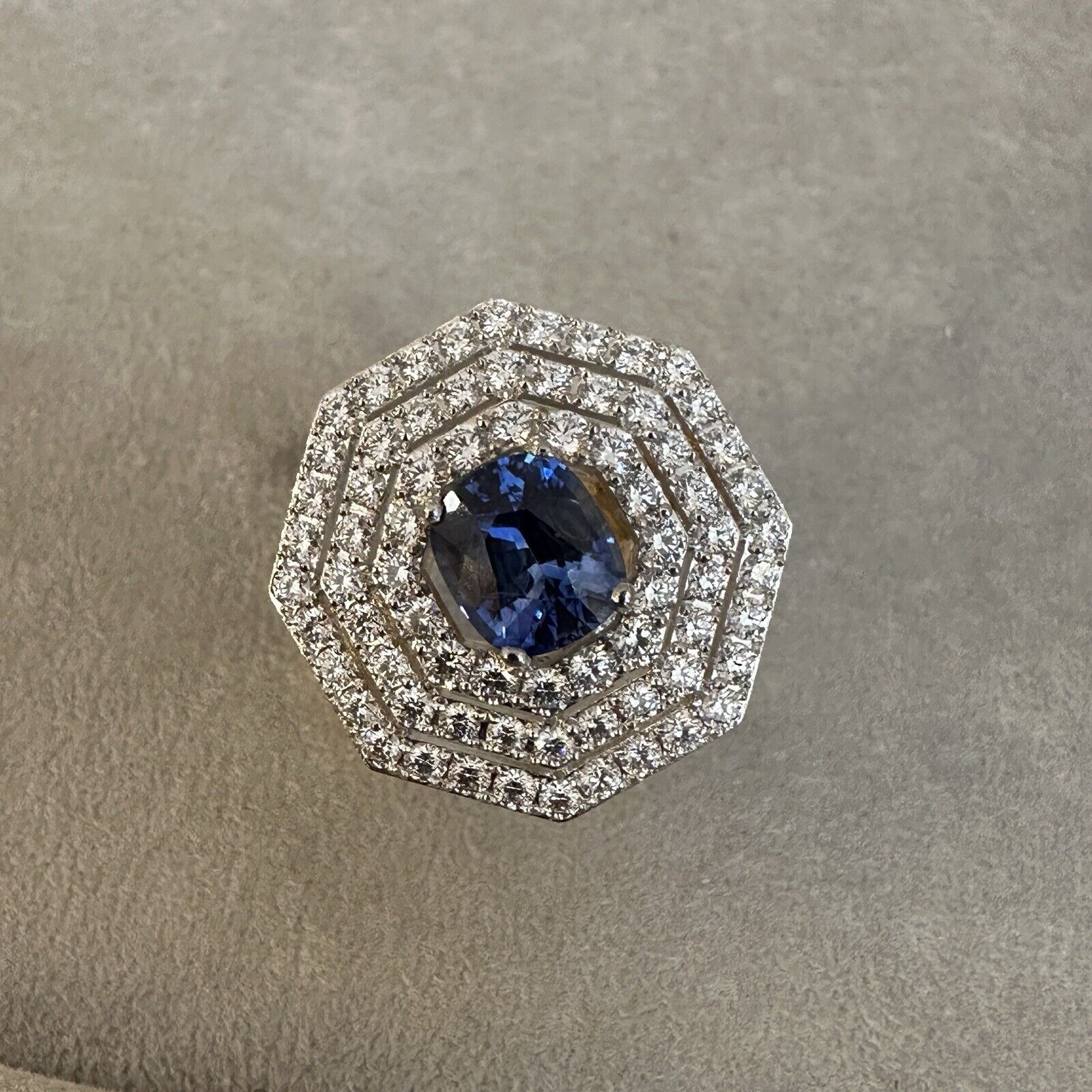 GIA Certified 2.24 ct Ceylon Sapphire & Diamond Ring in 18k Gold