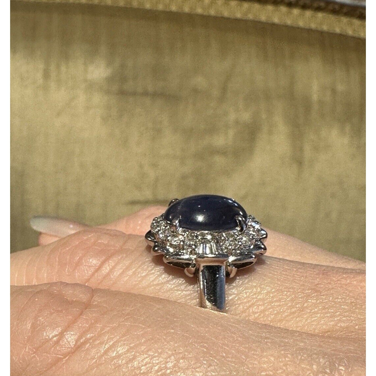 7.29 carat Natural Star Sapphire and Diamond Ring in Platinum