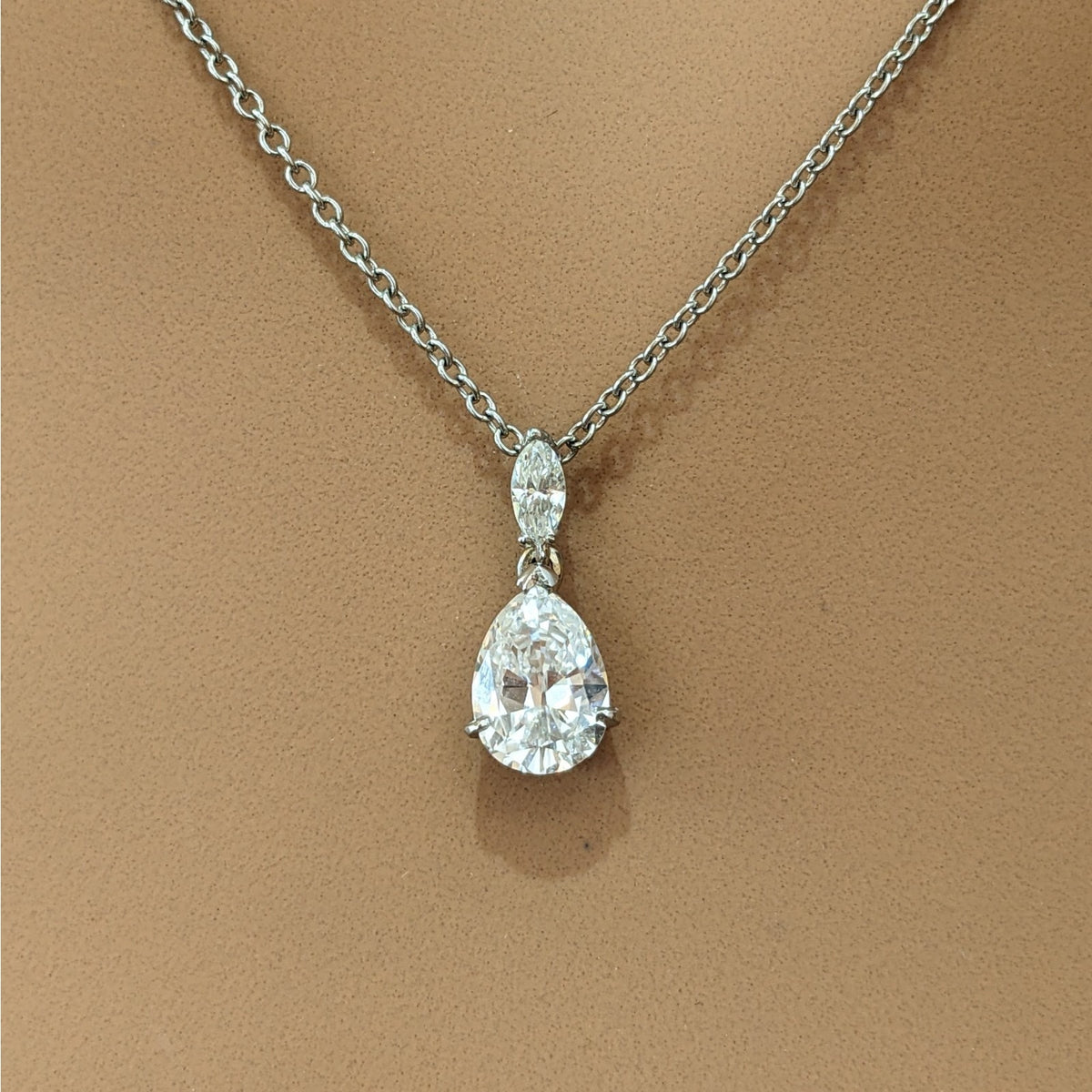 GIA 1.65 ct Pear Diamond H-SI1 Pendant Necklace in 18k White Gold/Plat
