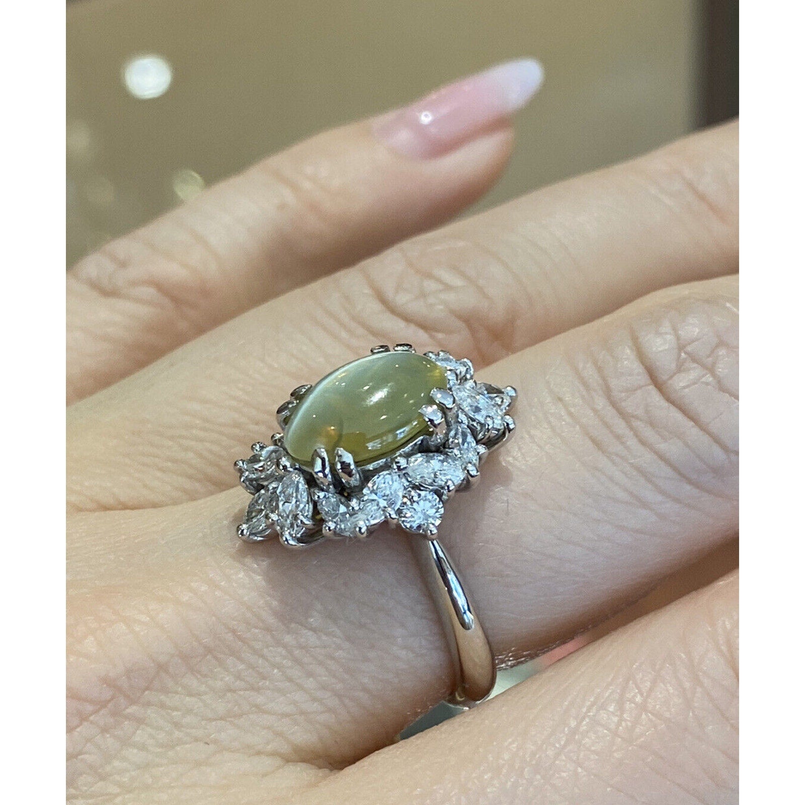 Cat's Eye Chrysoberyl and Diamond Ring in Platinum