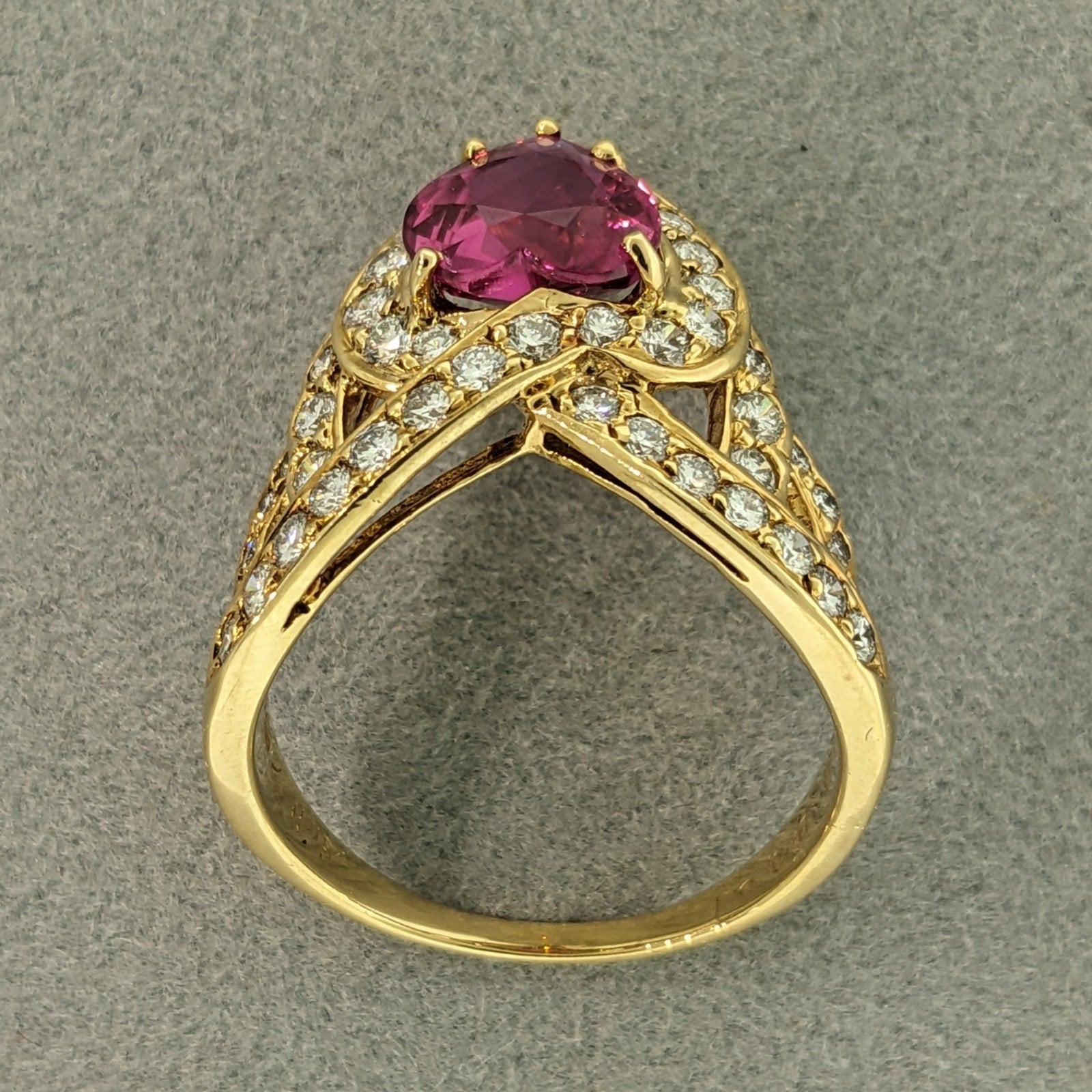 Natural 1.40 ct Heart-shaped Ruby and Diamond Ring in 18k Yellow Gold