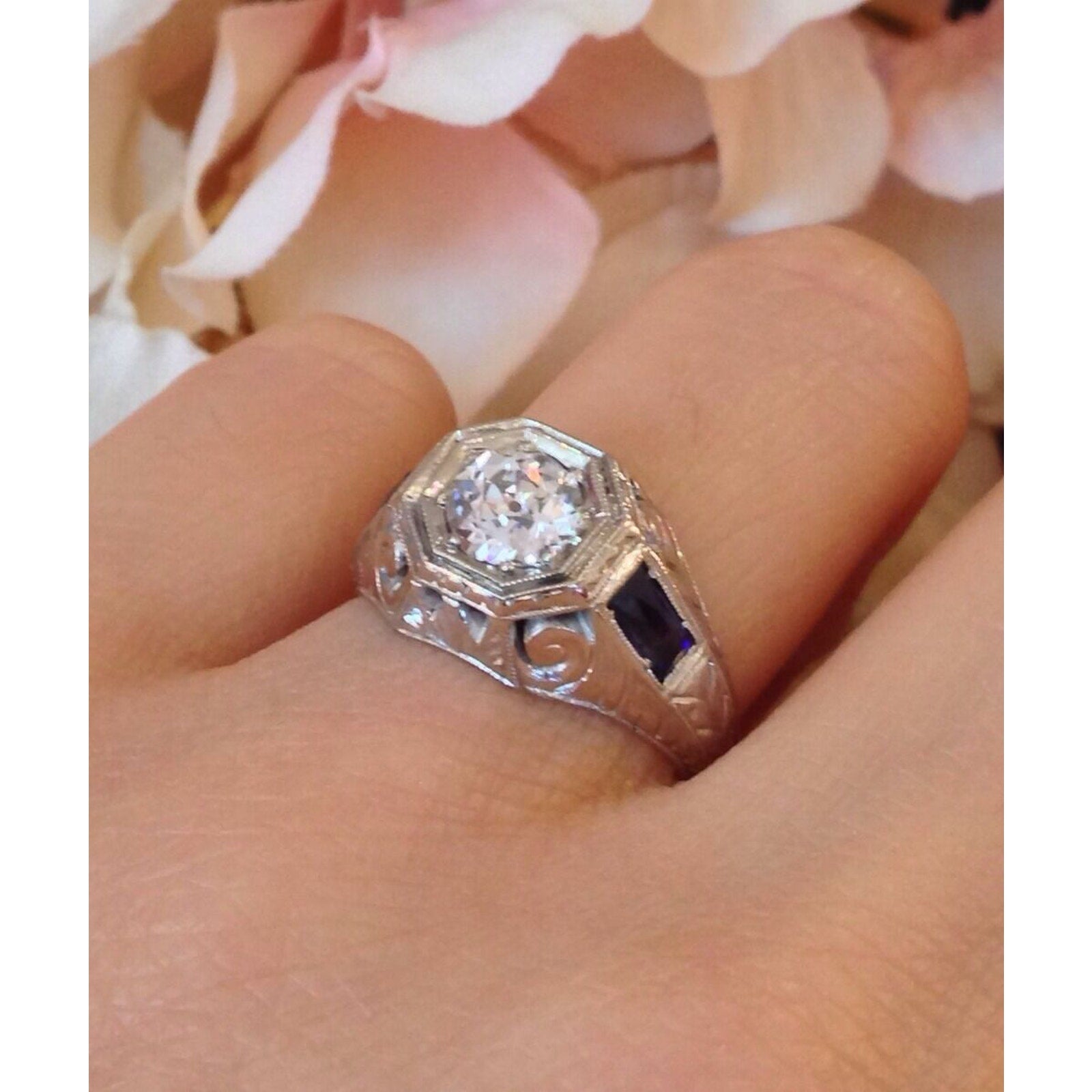 Vintage 0.85 ct Old European Diamond and Sapphire ring 14k White Gold