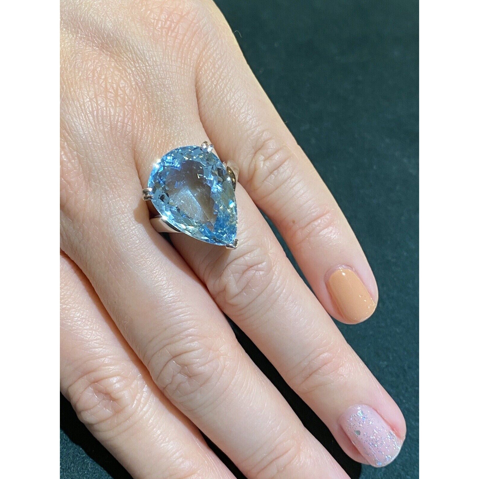 16.25 ct Pearshape Aquamarine Ring in Platinum