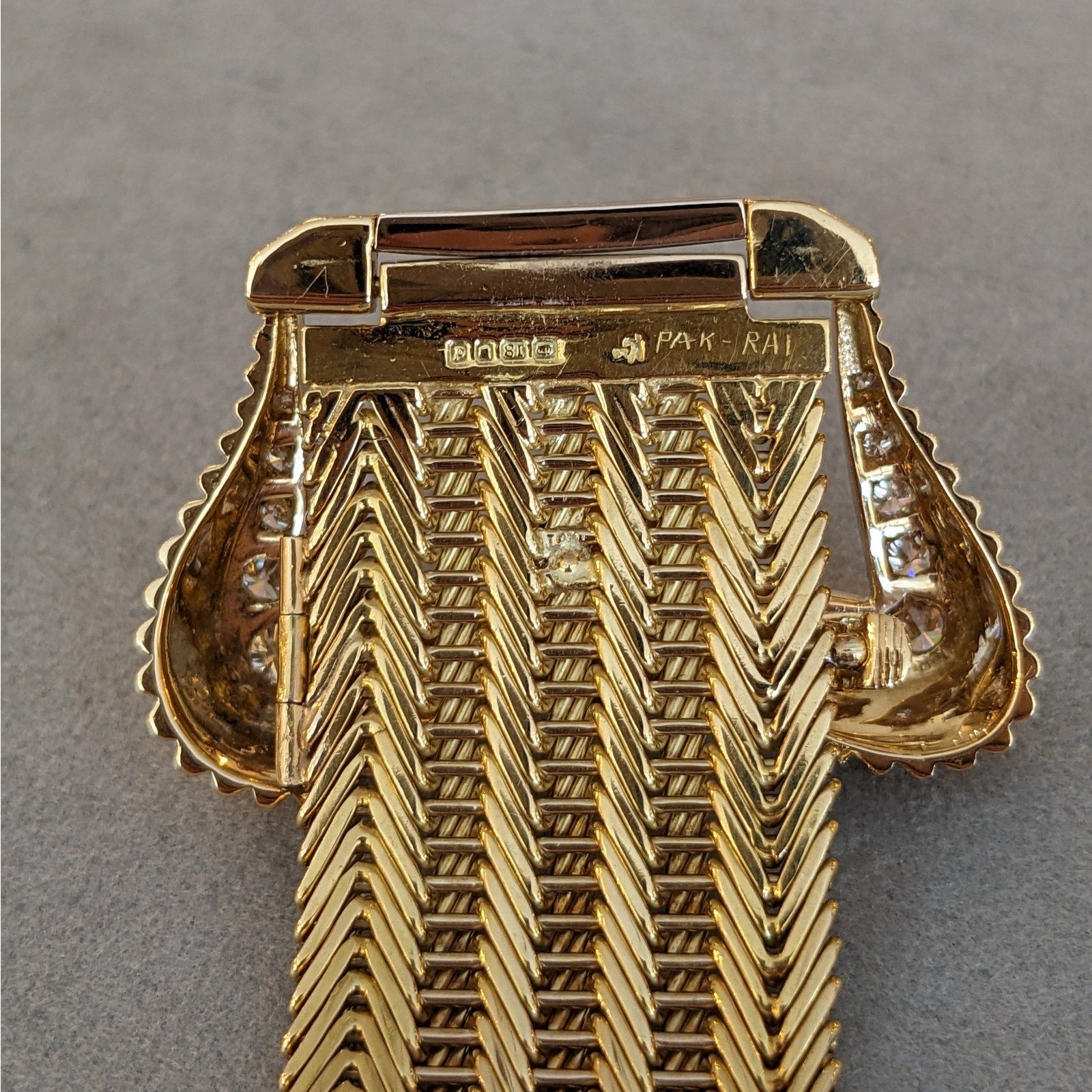 Vintage Kutchinsky Diamond Belt Bracelet in 18k Yellow Gold