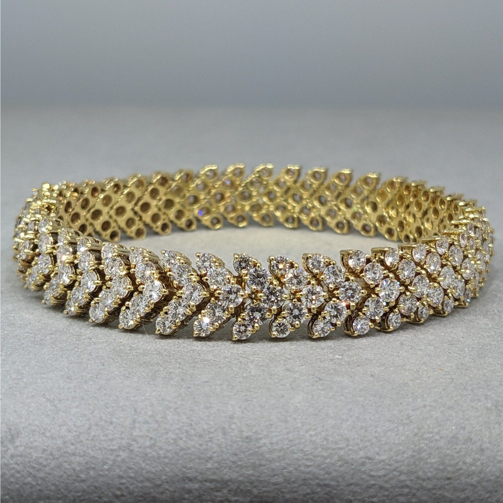 Round Diamond Wide Chevron Bracelet 11.5 ctw in 18k Yellow Gold