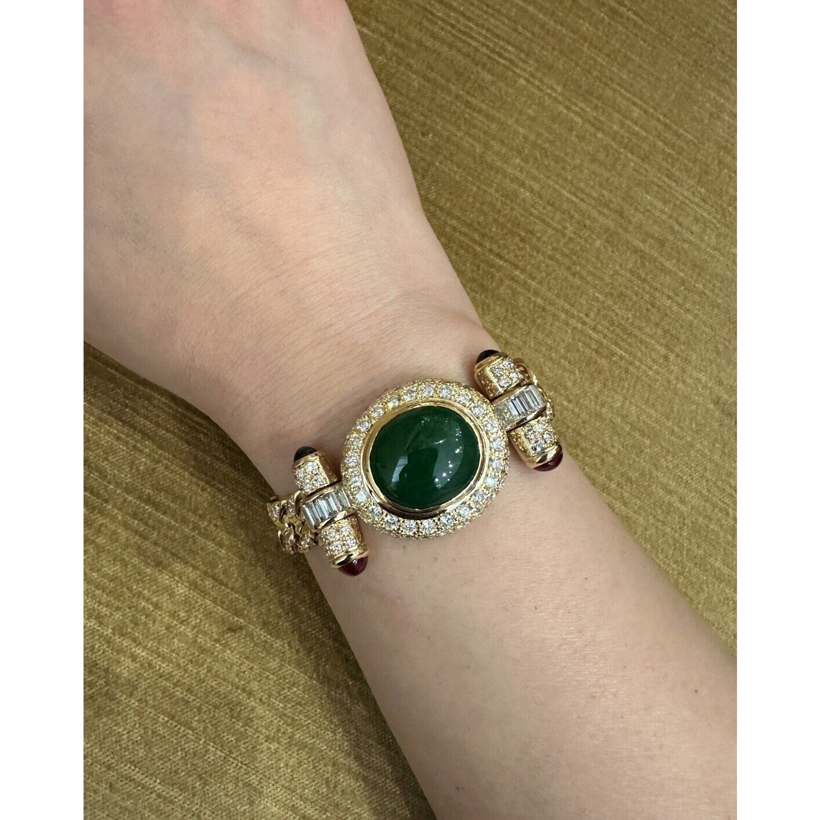 GIA 15.71 carat Jade and Diamond Curb Link Bracelet in 18k Yellow Gold